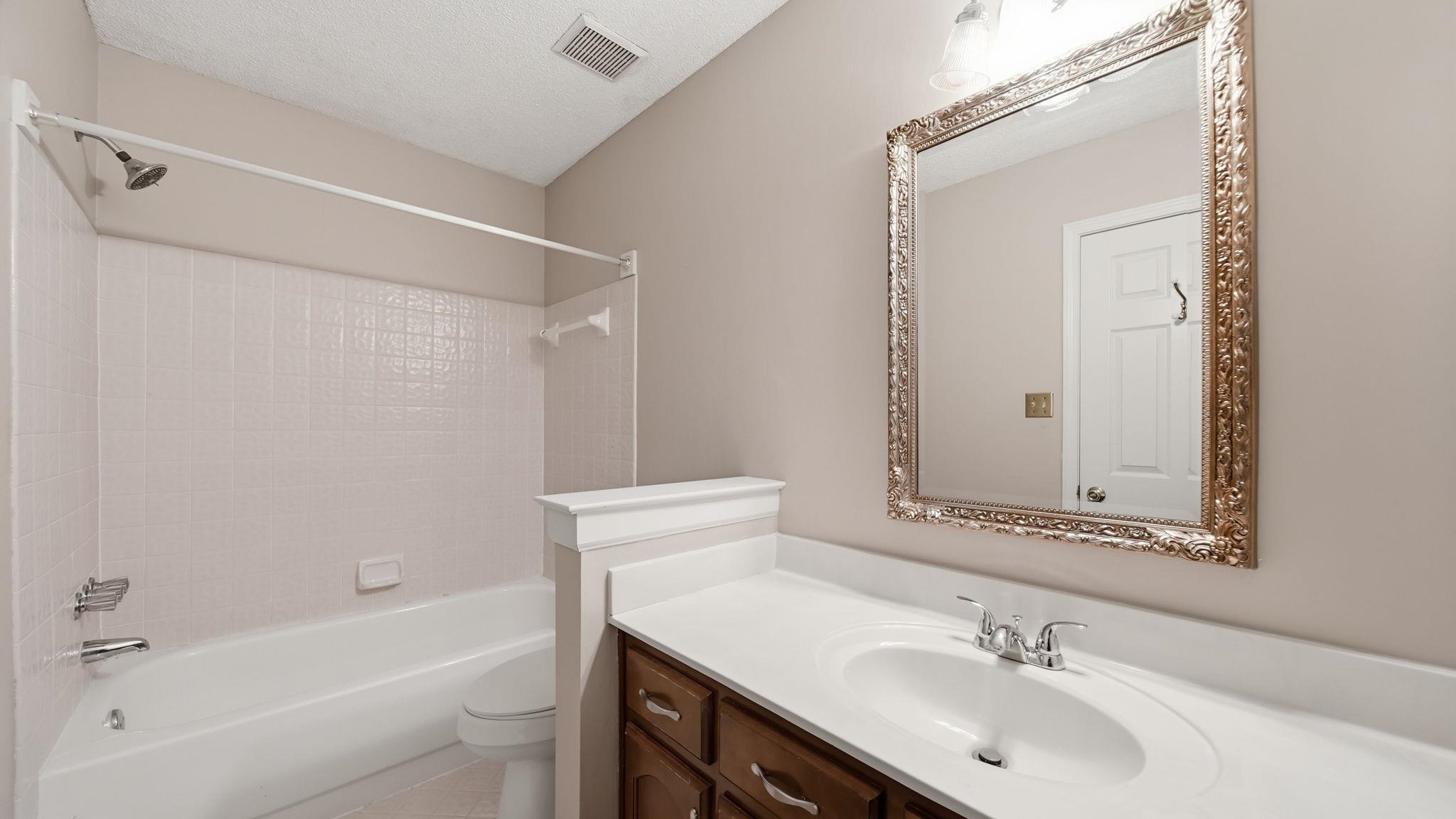 8237 Crimson Creek Dr Property Photo 12