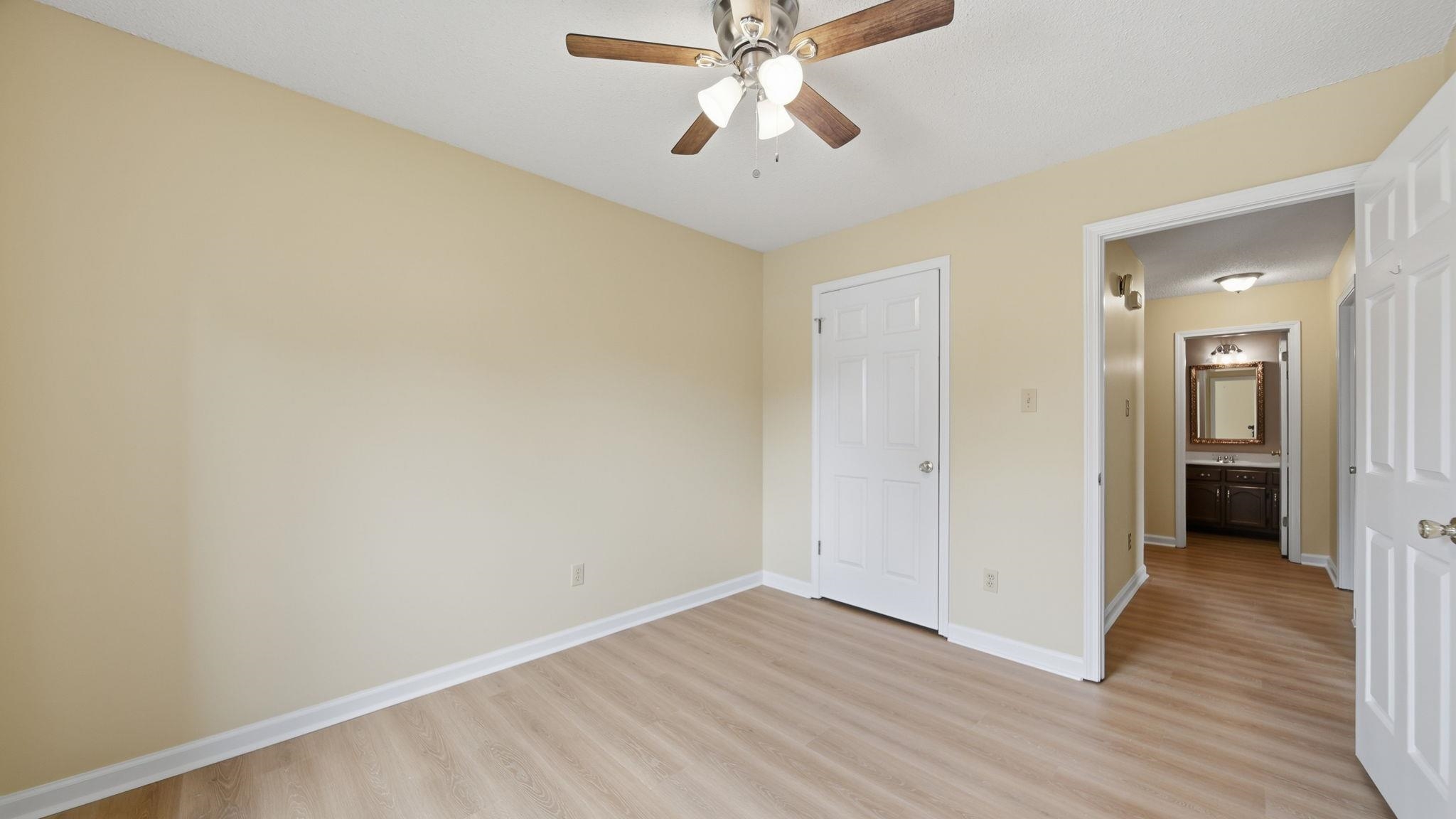 8237 Crimson Creek Dr Property Photo 18