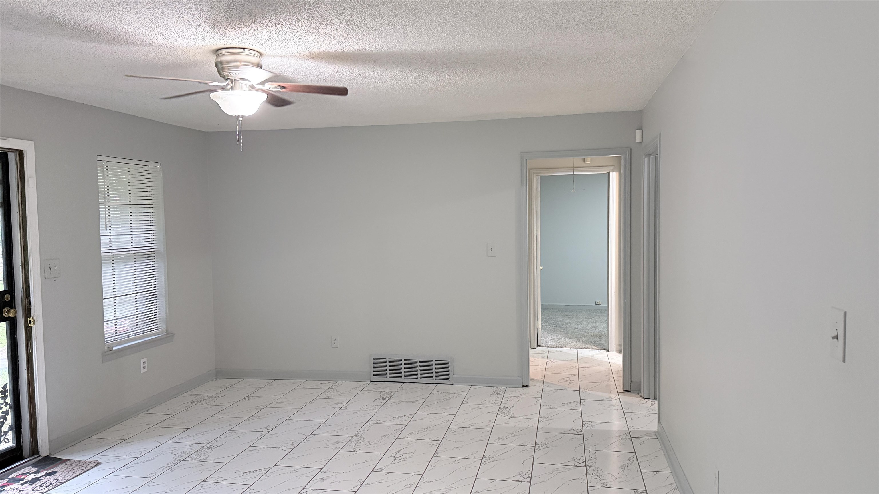 2753 E Skyline Cir Property Photo 10