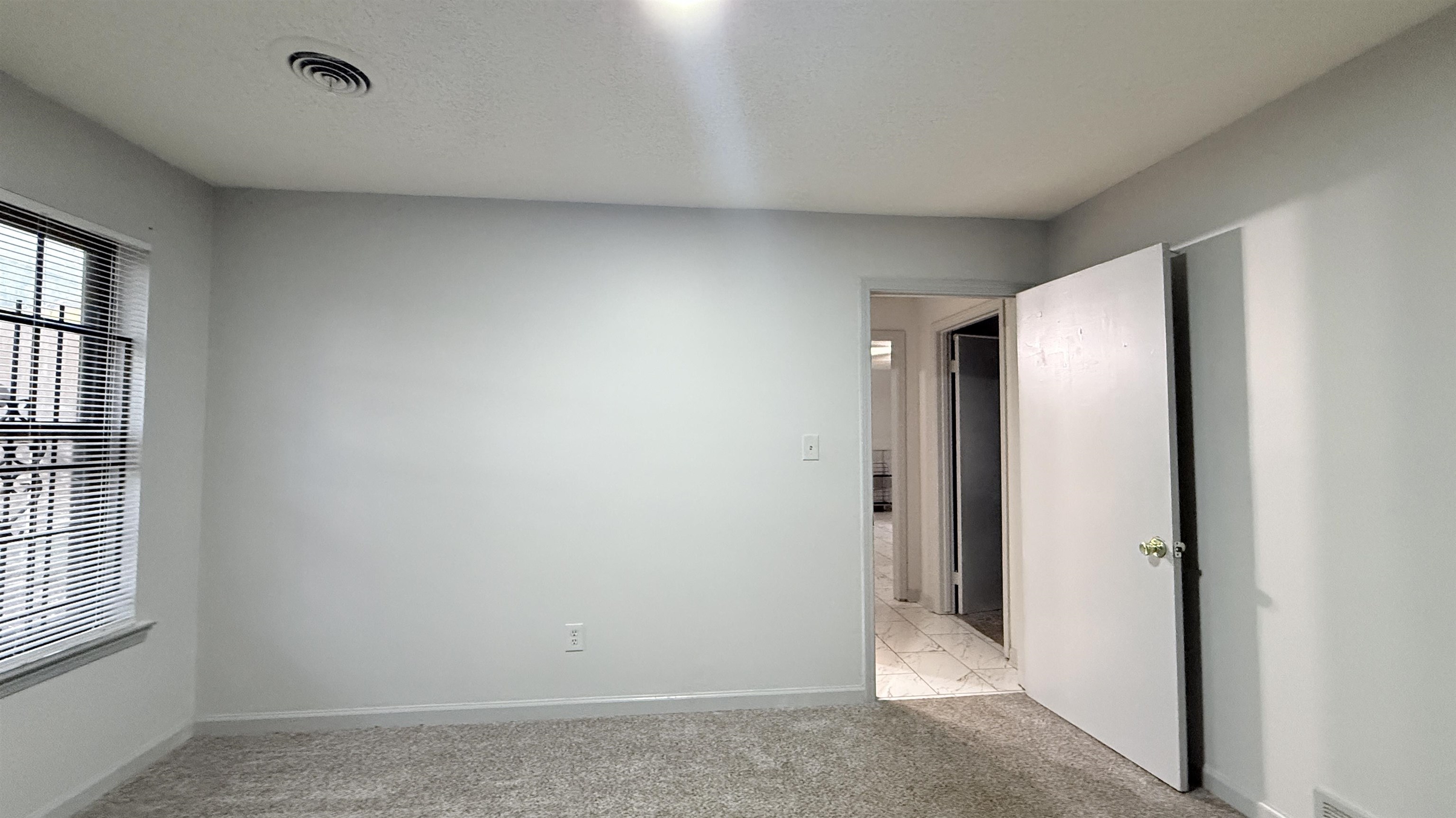 2753 E Skyline Cir Property Photo 19