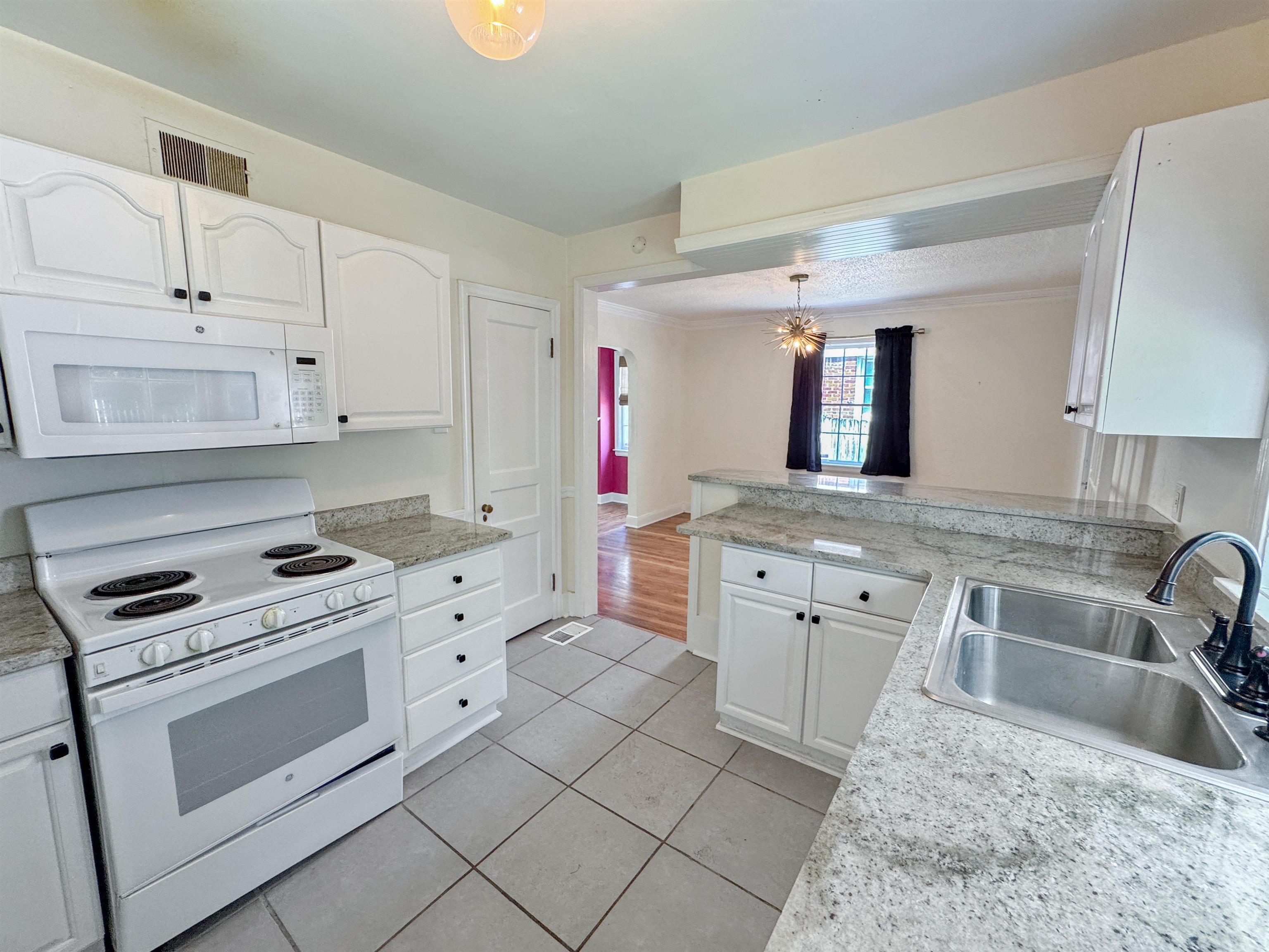 18 S Alicia Dr Property Photo 14