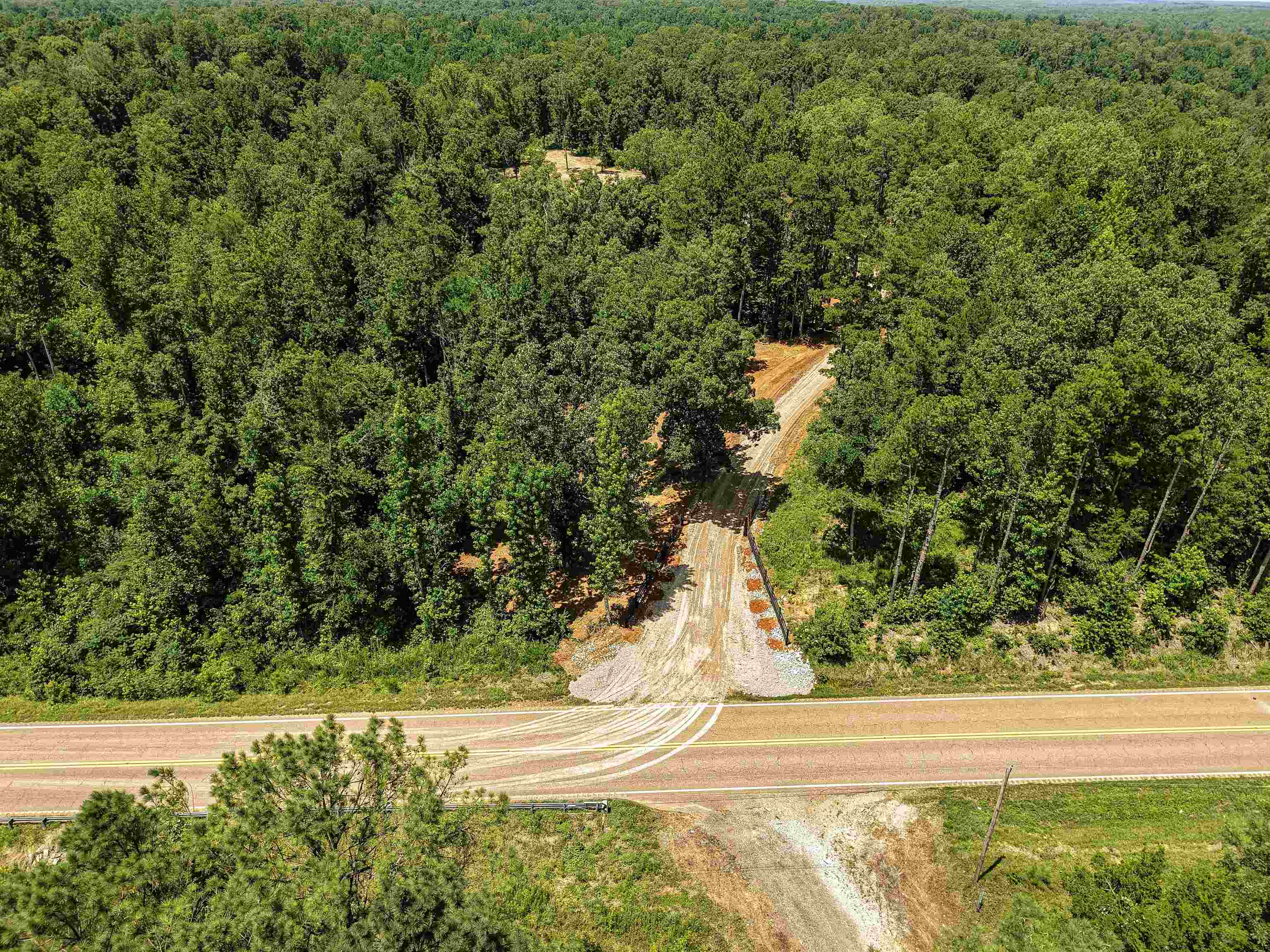 00 100 Hwy Property Photo 34