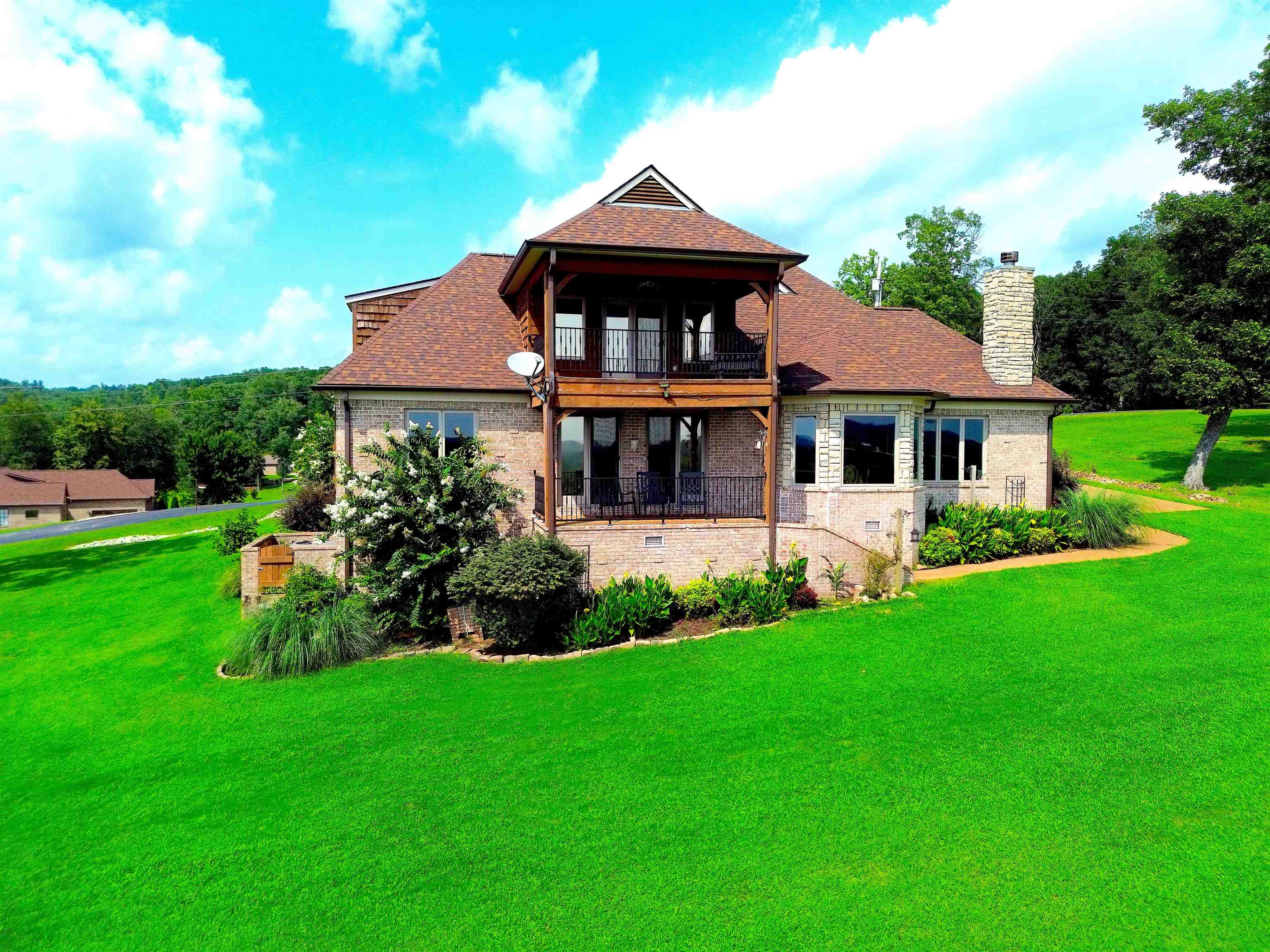 30 Riverbend Cv Property Photo 2