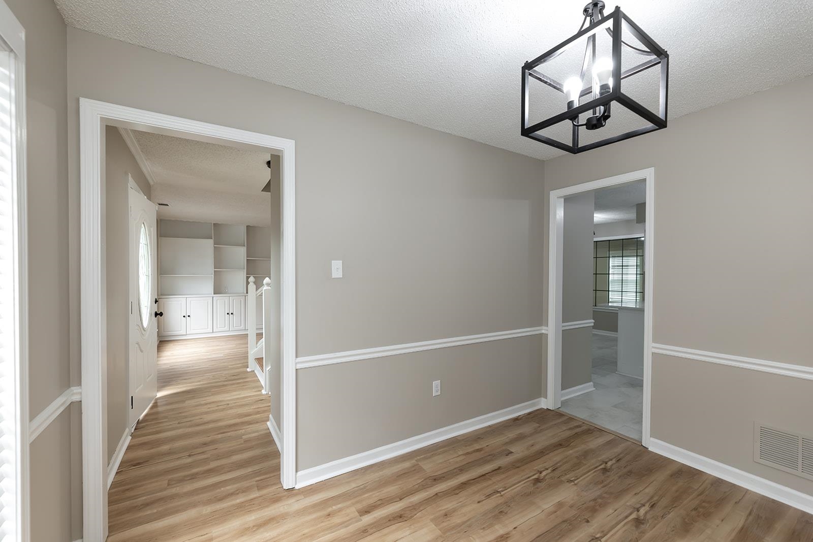 9102 Valkrie Ln Property Photo 9