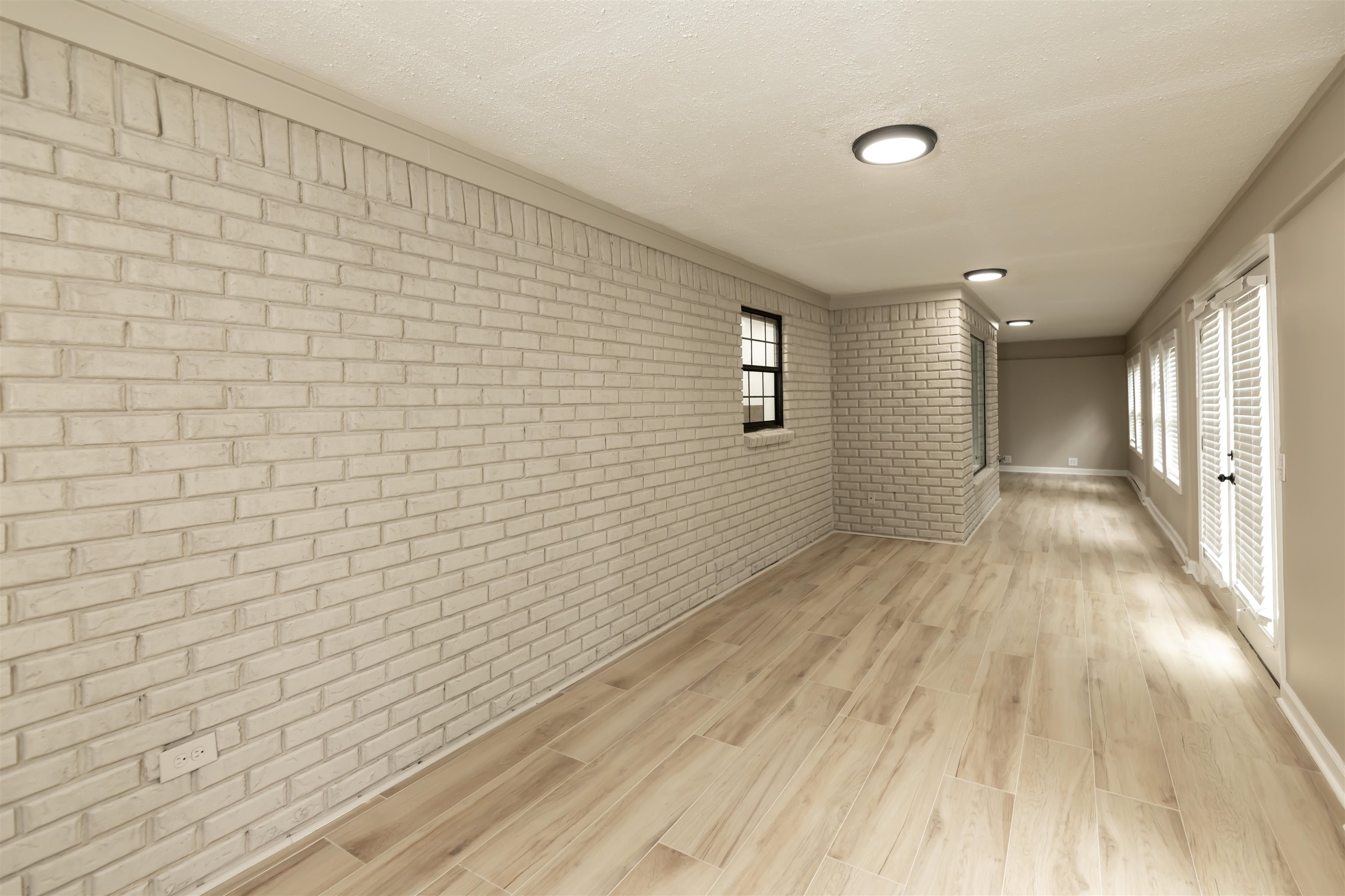 9102 Valkrie Ln Property Photo 18