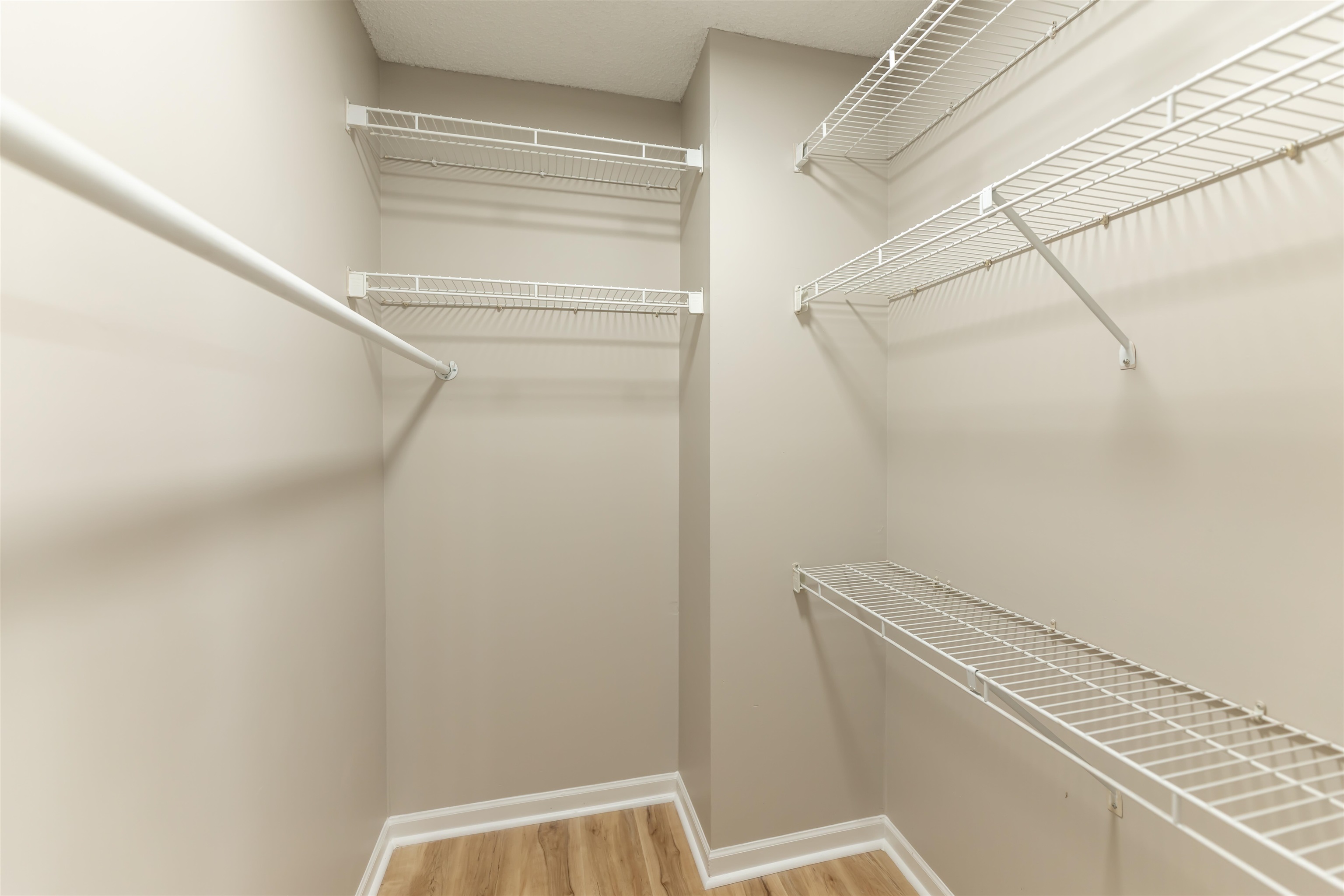 9102 Valkrie Ln Property Photo 24