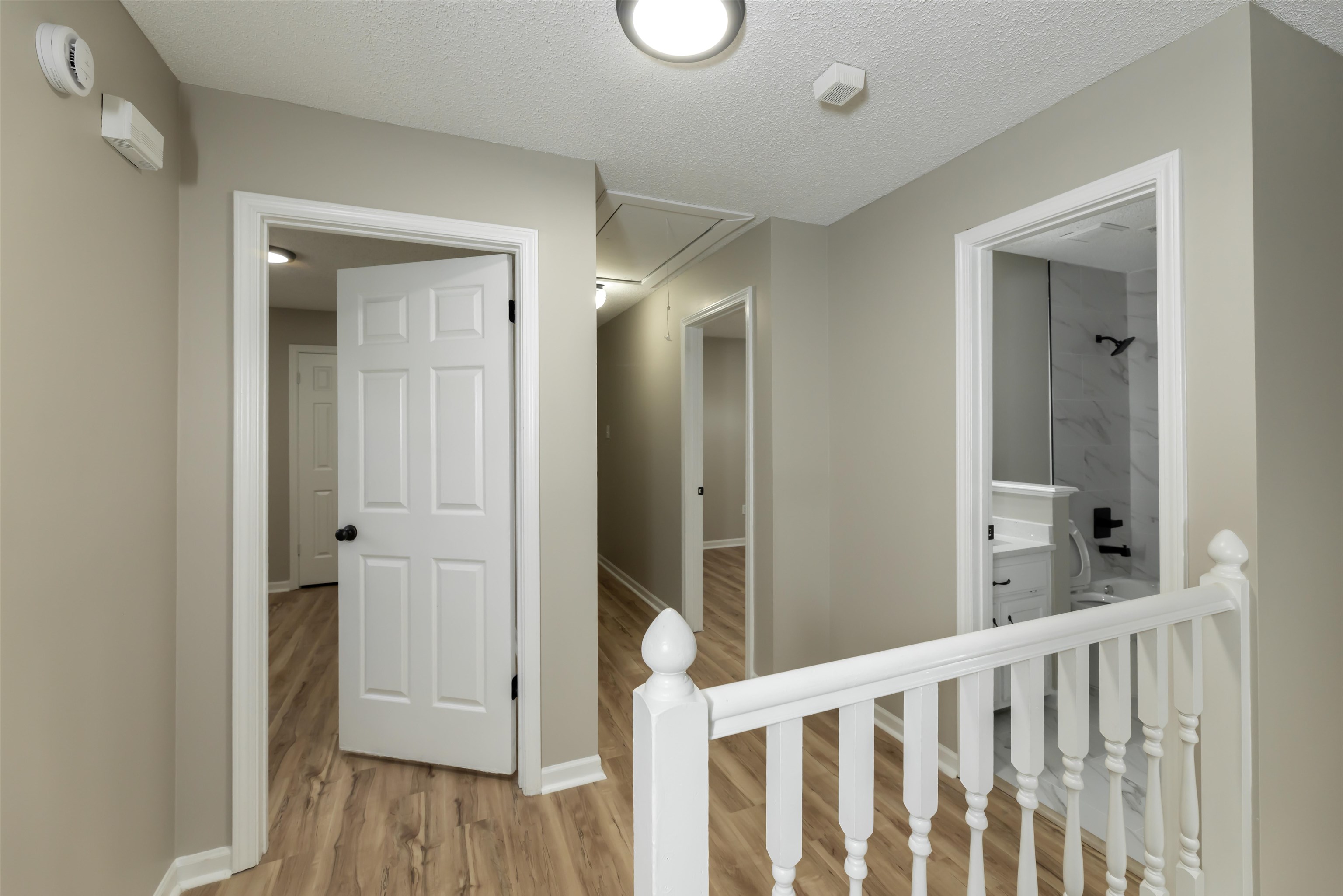 9102 Valkrie Ln Property Photo 28