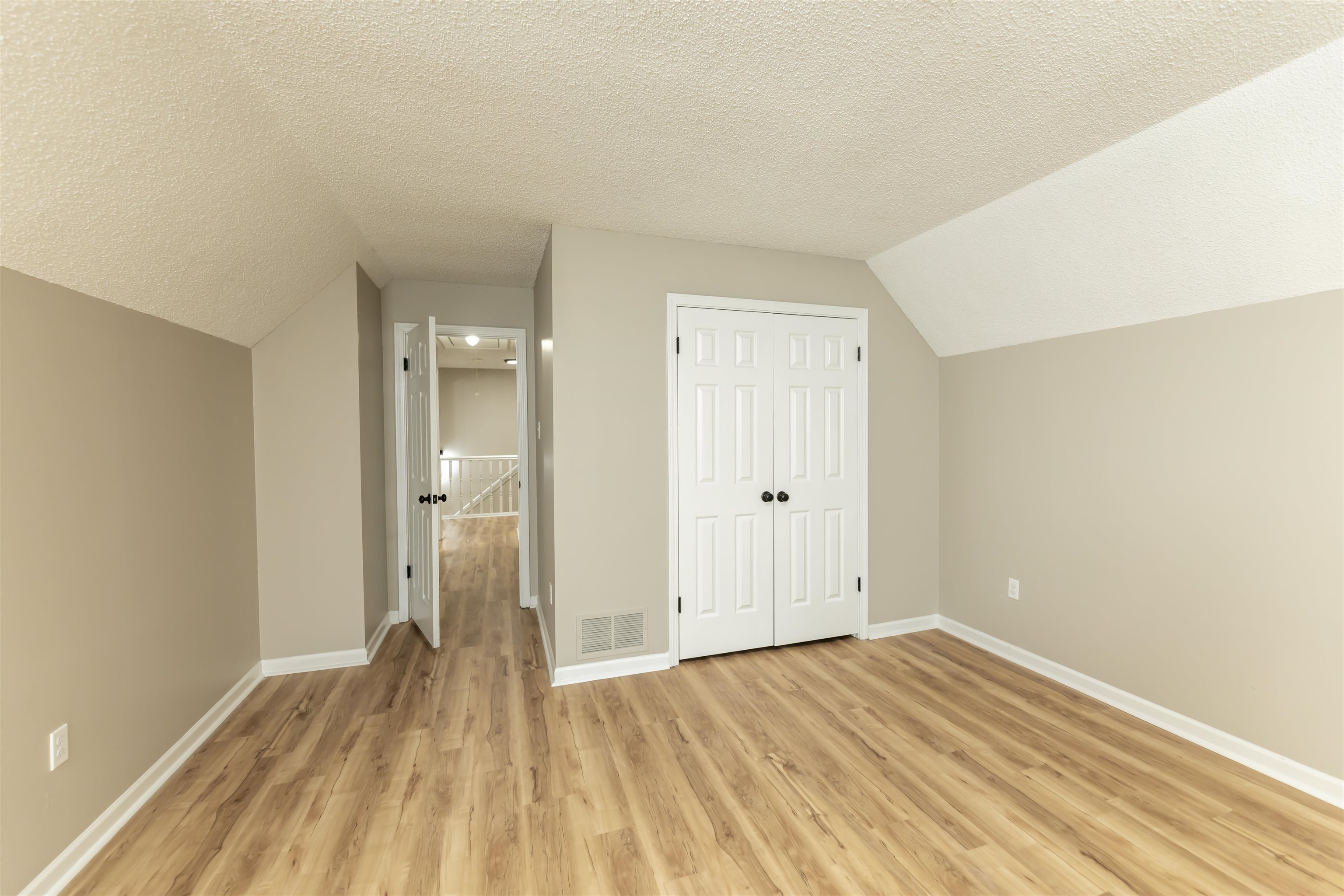 9102 Valkrie Ln Property Photo 36