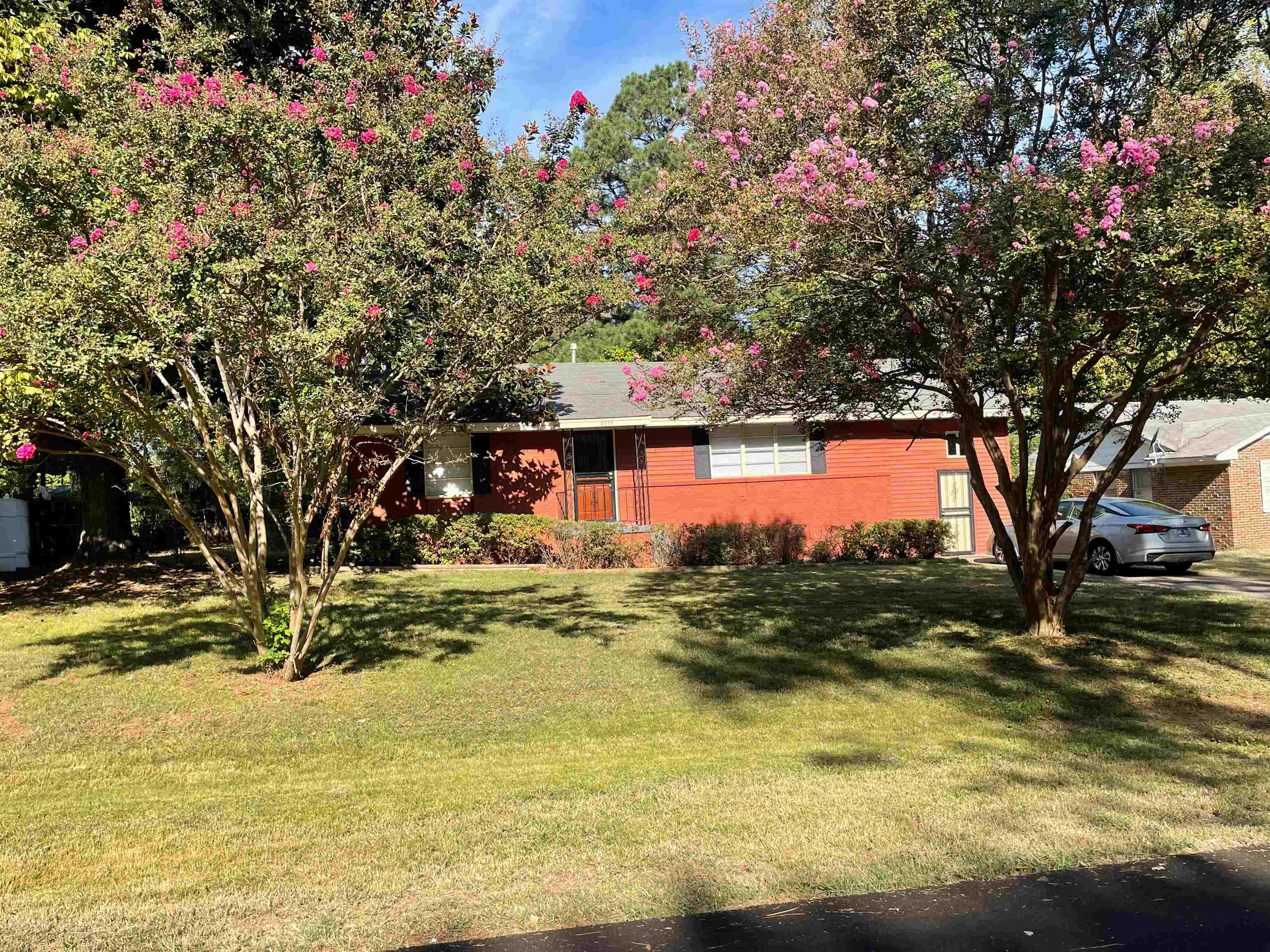 4819 Rickard Rd Property Photo 2