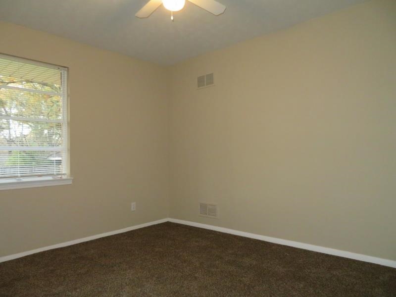 4819 Rickard Rd Property Photo 7