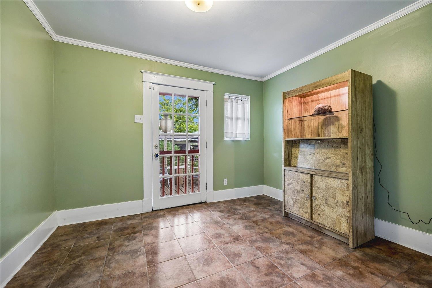 2562 Sam Cooper Blvd Property Photo 16
