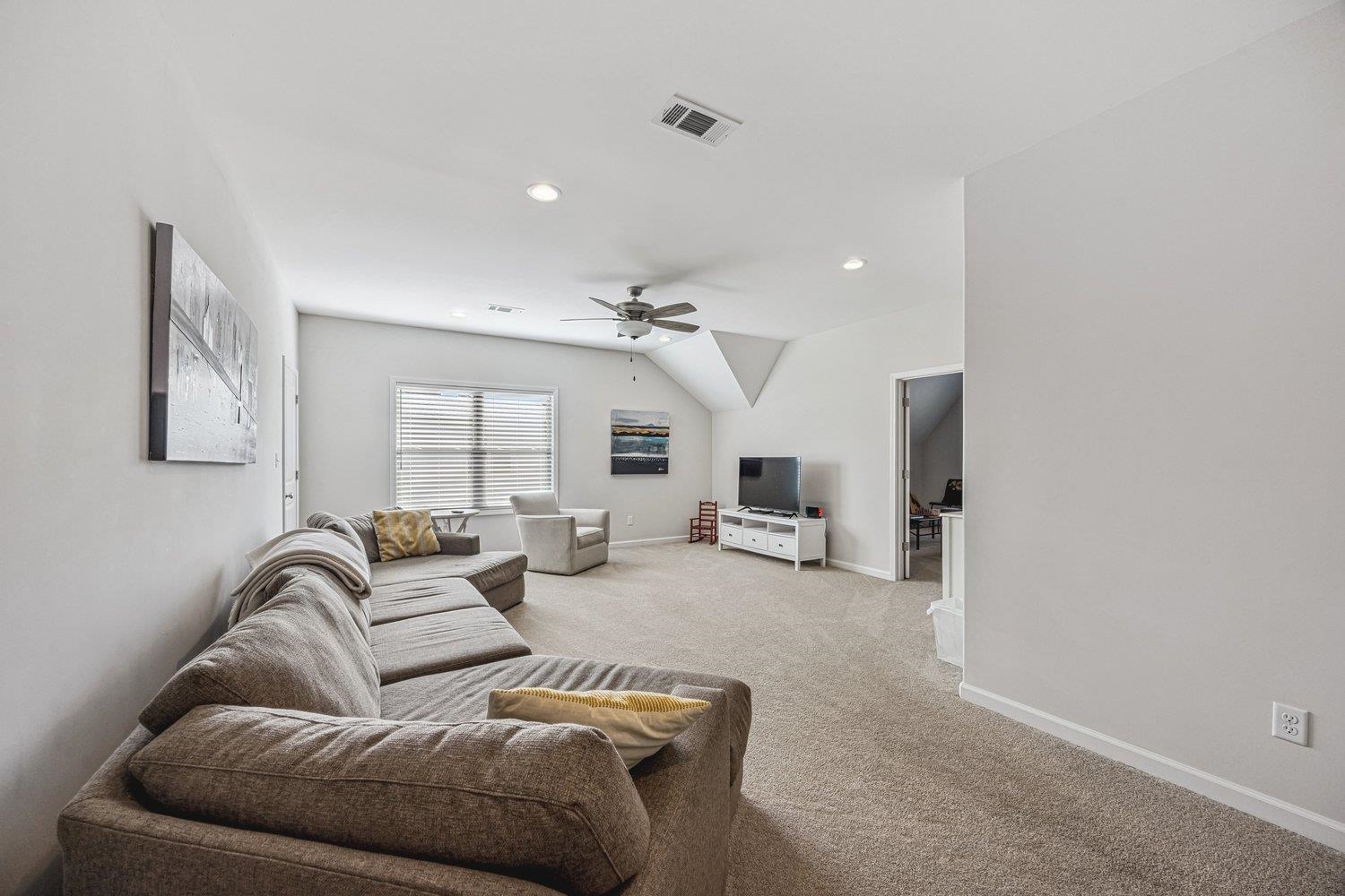 10303 Gray Heron Ln Property Photo 28