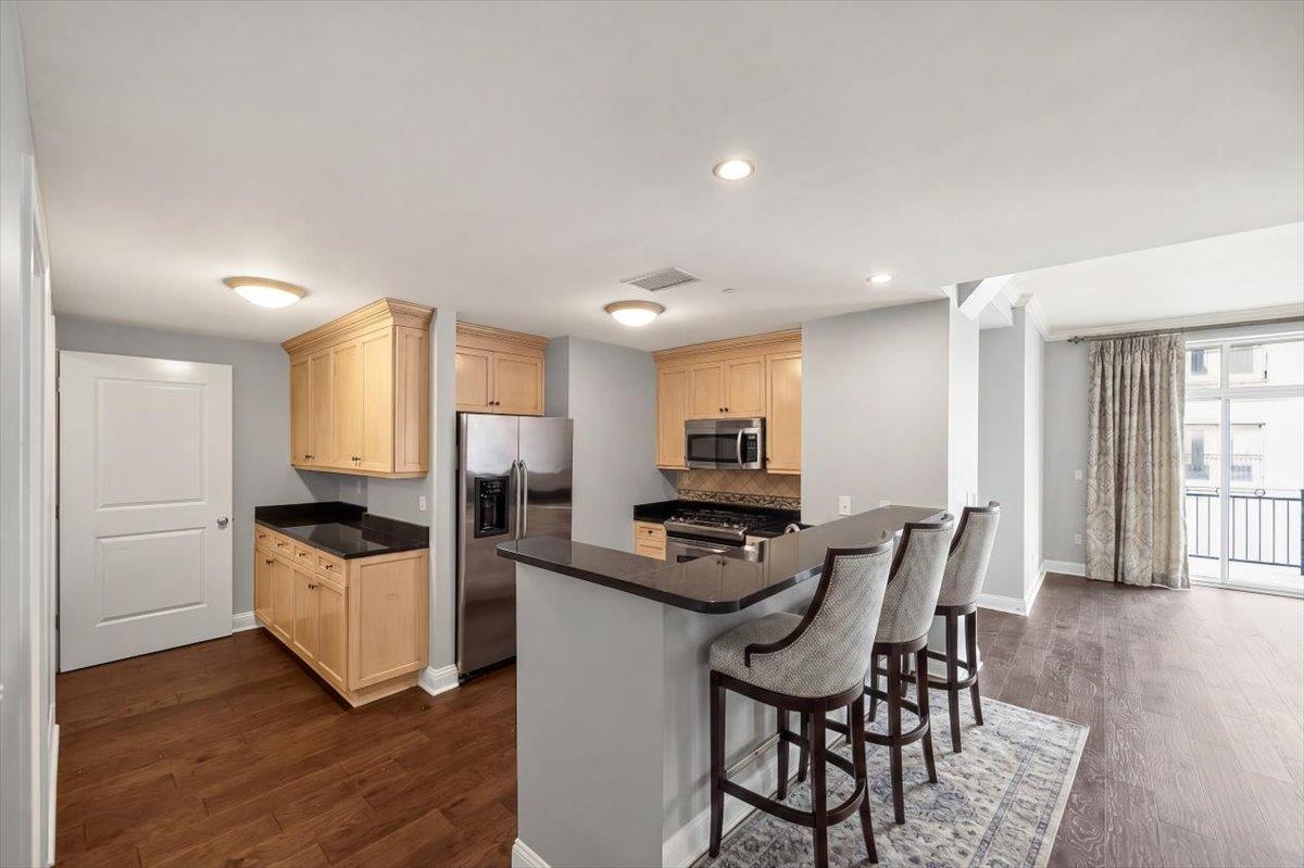 127 Madison Ave 201 Property Photo 17