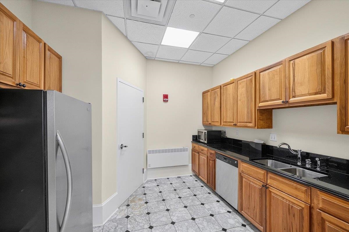 127 Madison Ave 201 Property Photo 26