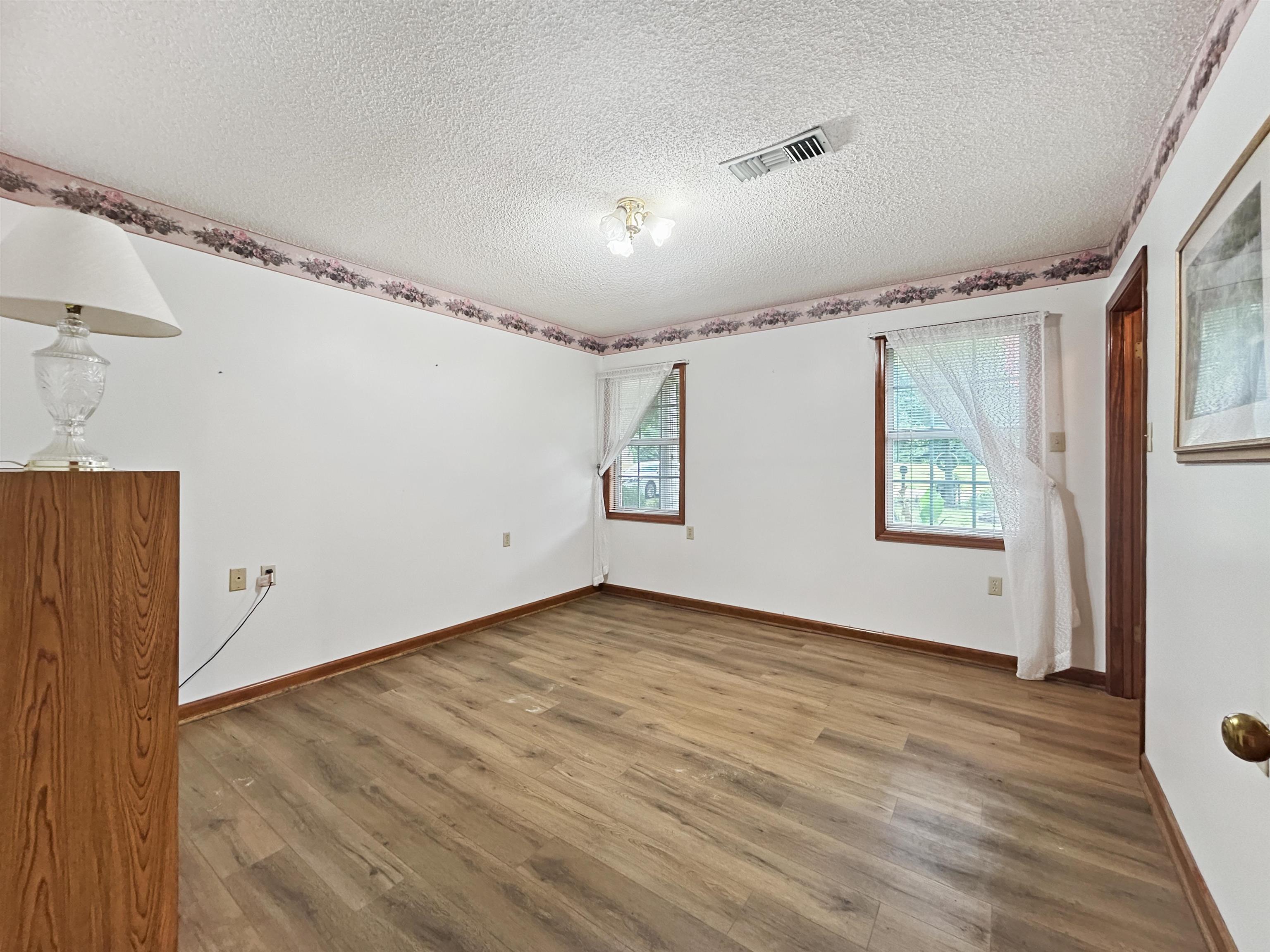 937 Kelleys Chapel Rd Property Photo 14