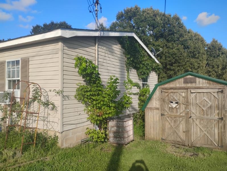217 Lakeshore Dr Property Photo 2