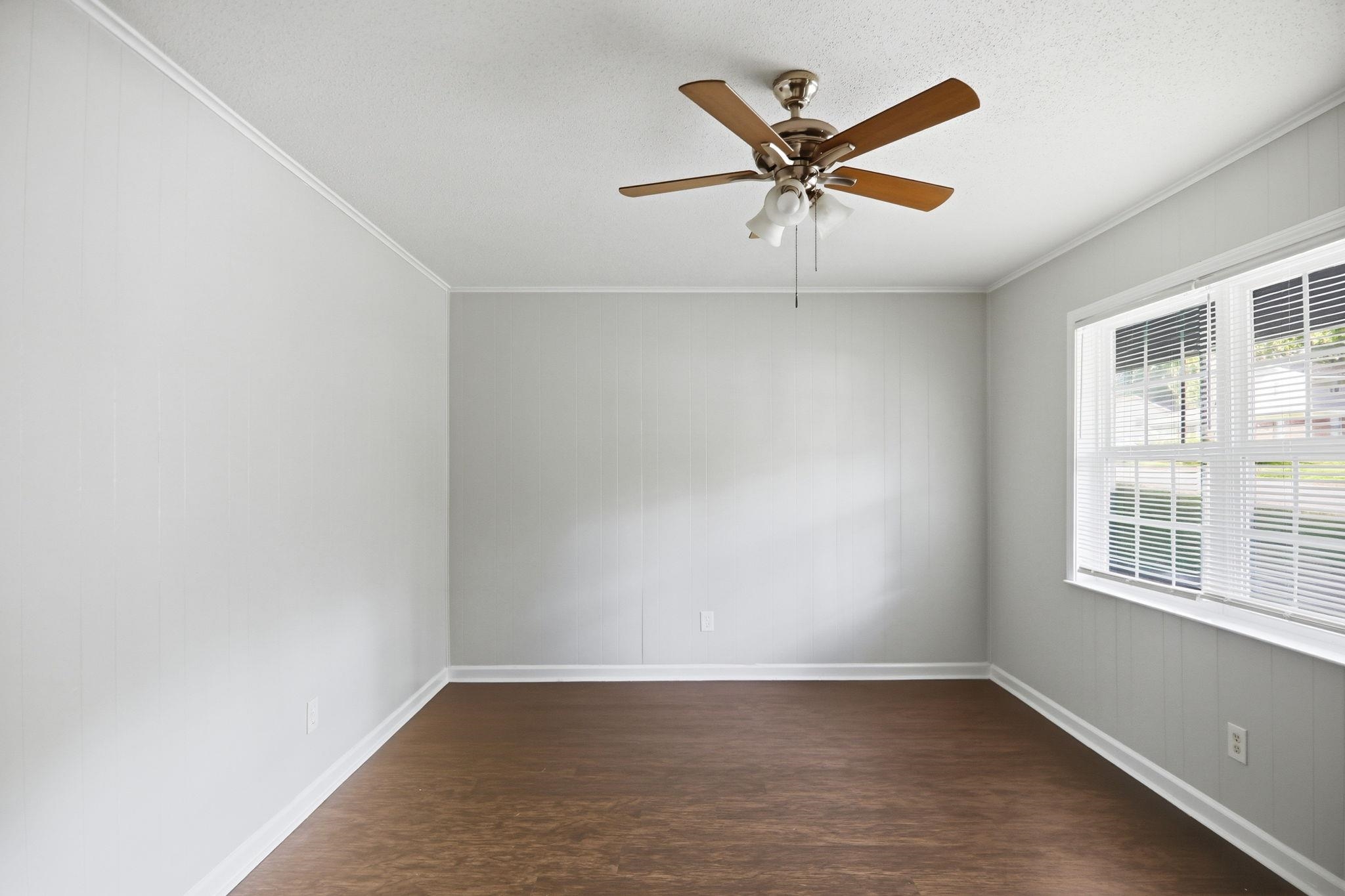 3764 Voltaire Ave Property Photo 8