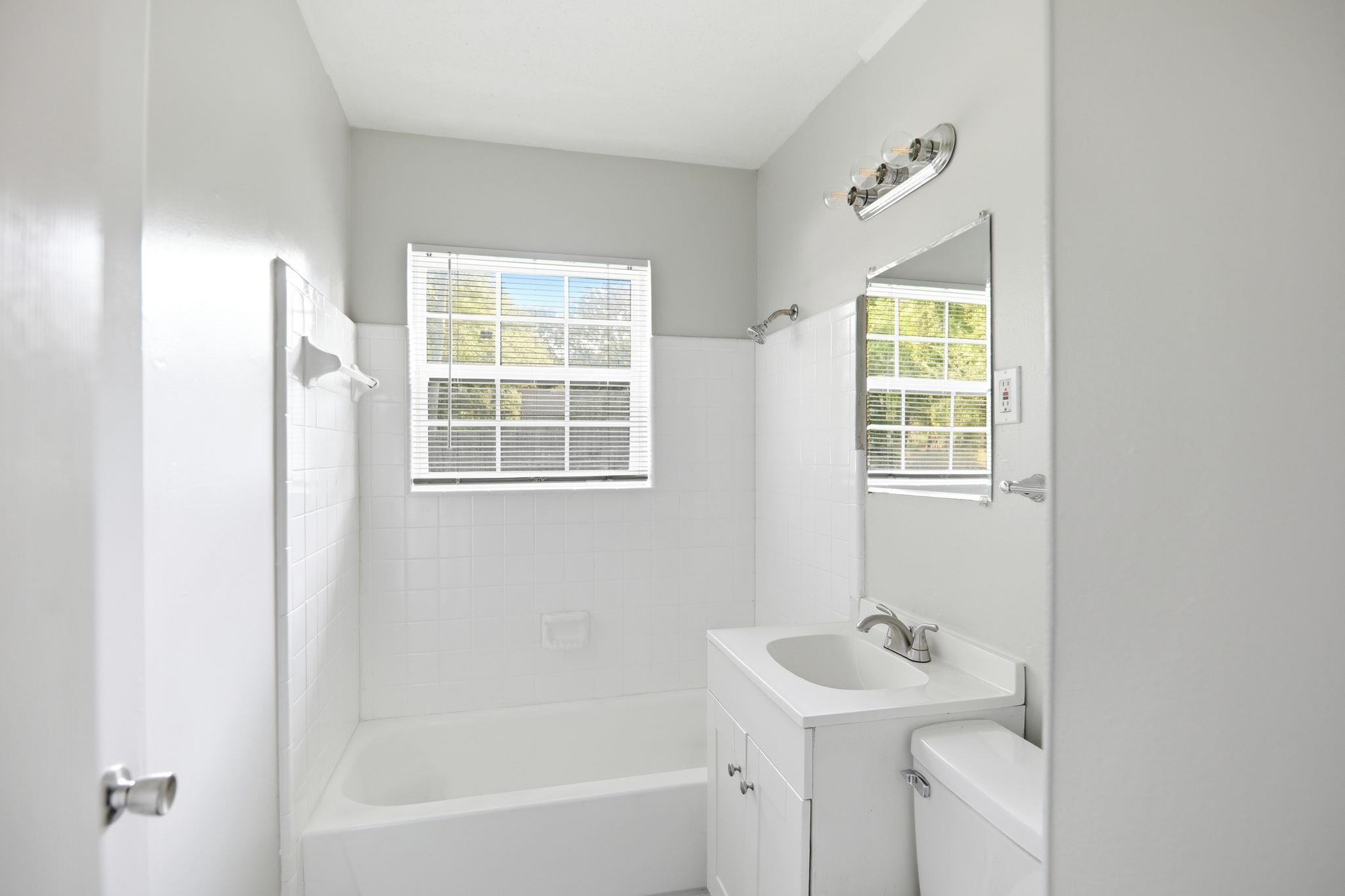 3764 Voltaire Ave Property Photo 29