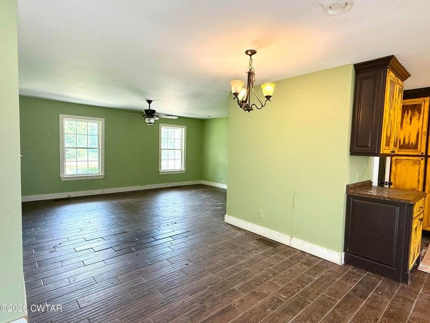 360 Tate Rd Property Photo 6