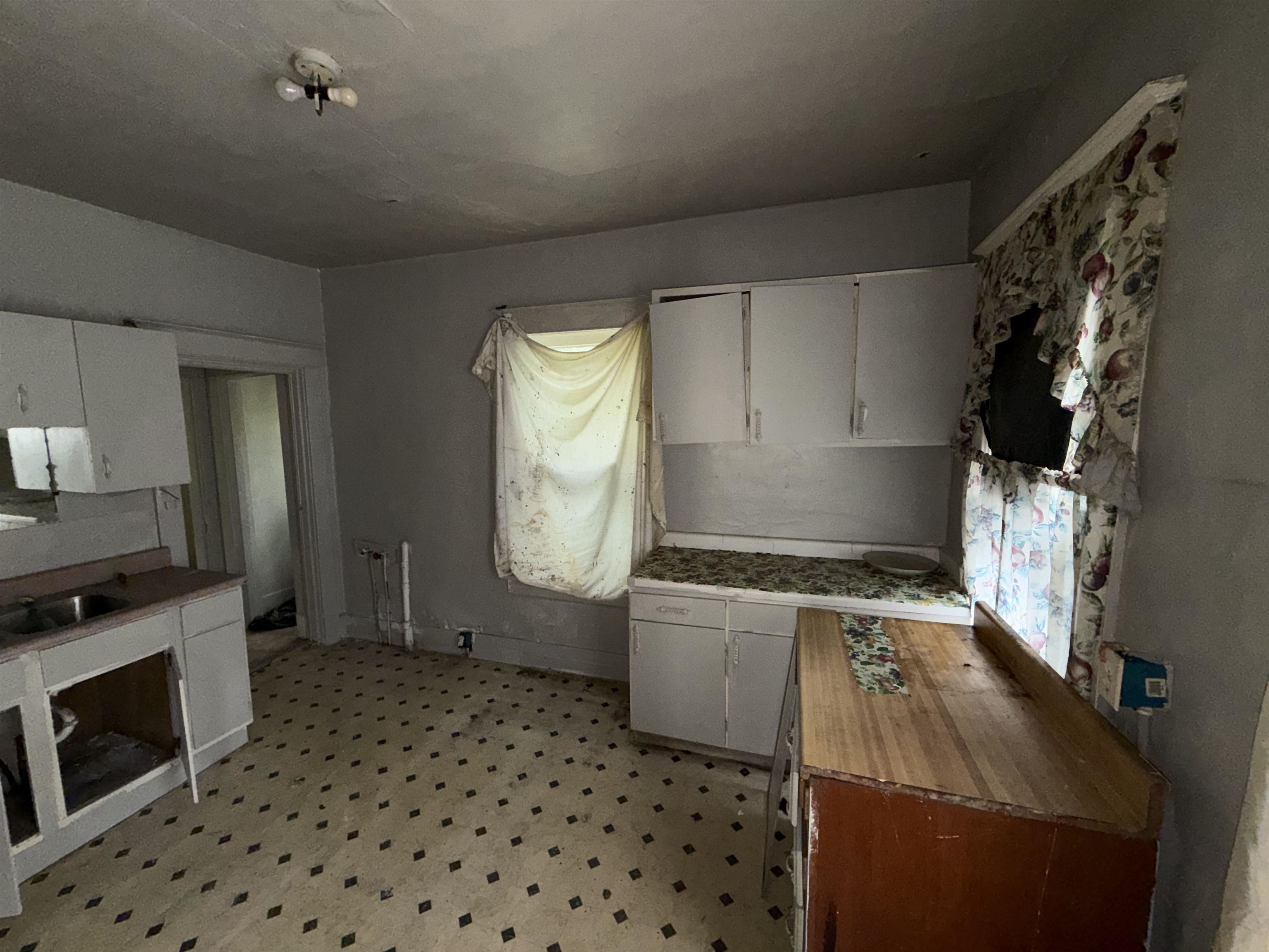 810 Seventh St Property Photo 11