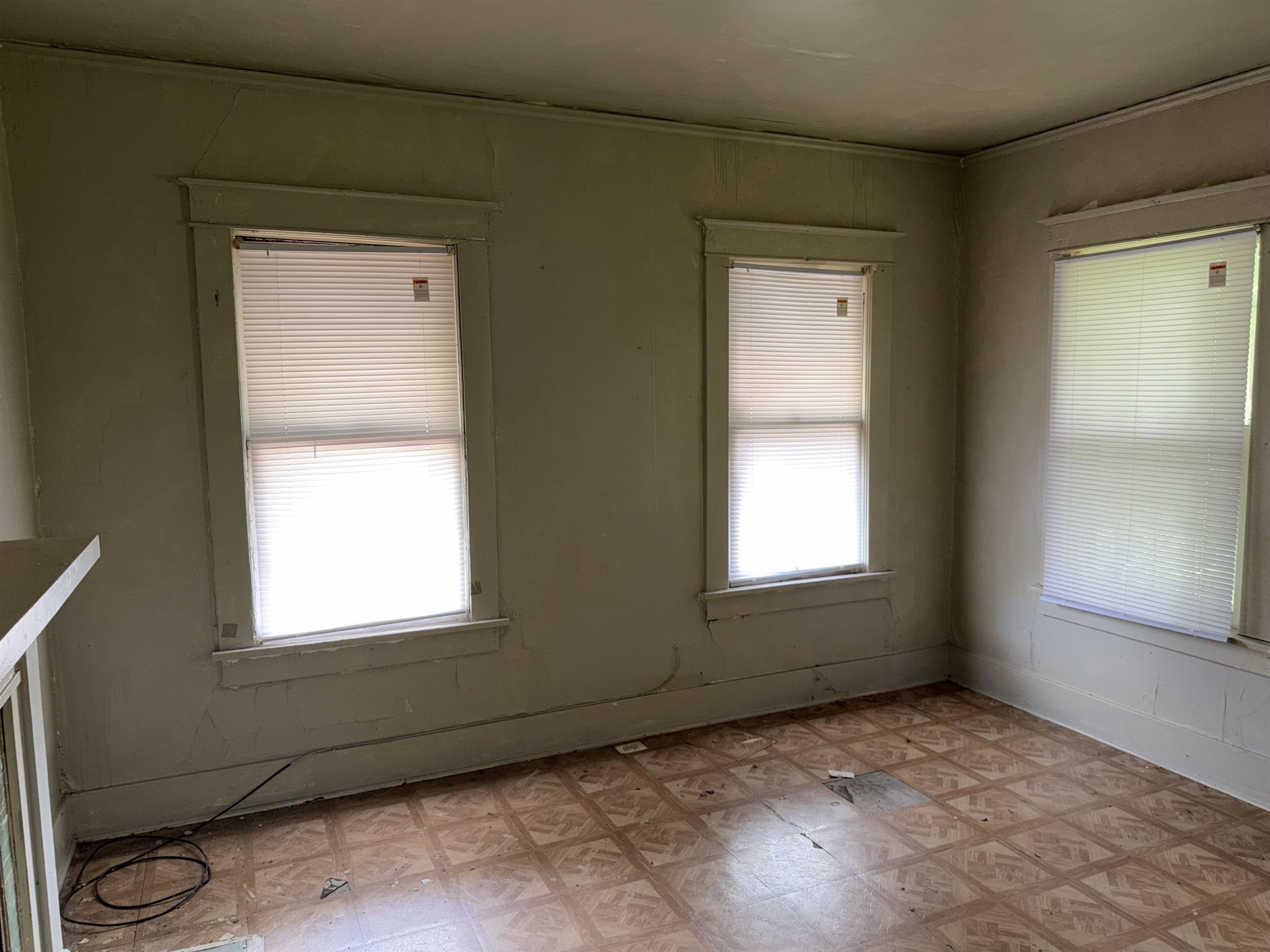 810 Seventh St Property Photo 18