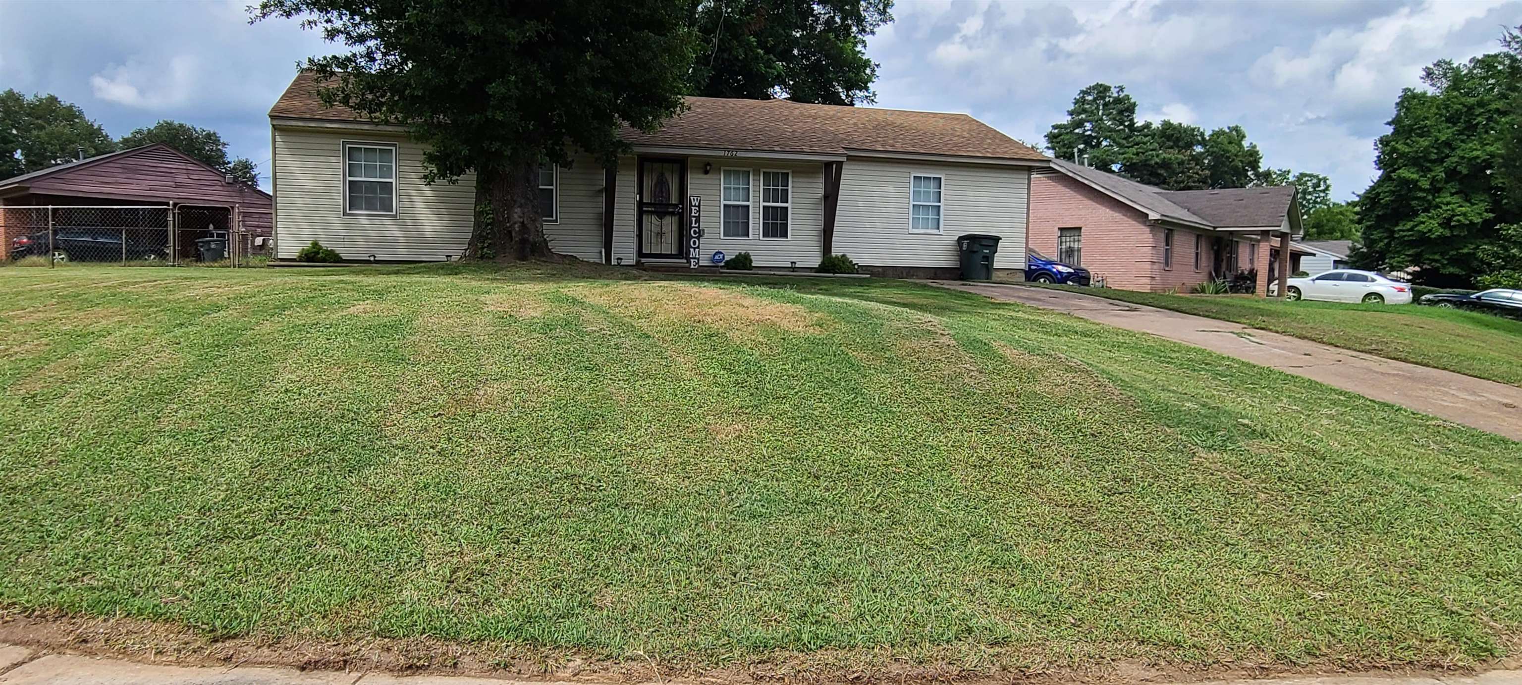 1762 WENDY DR Property Photo 1
