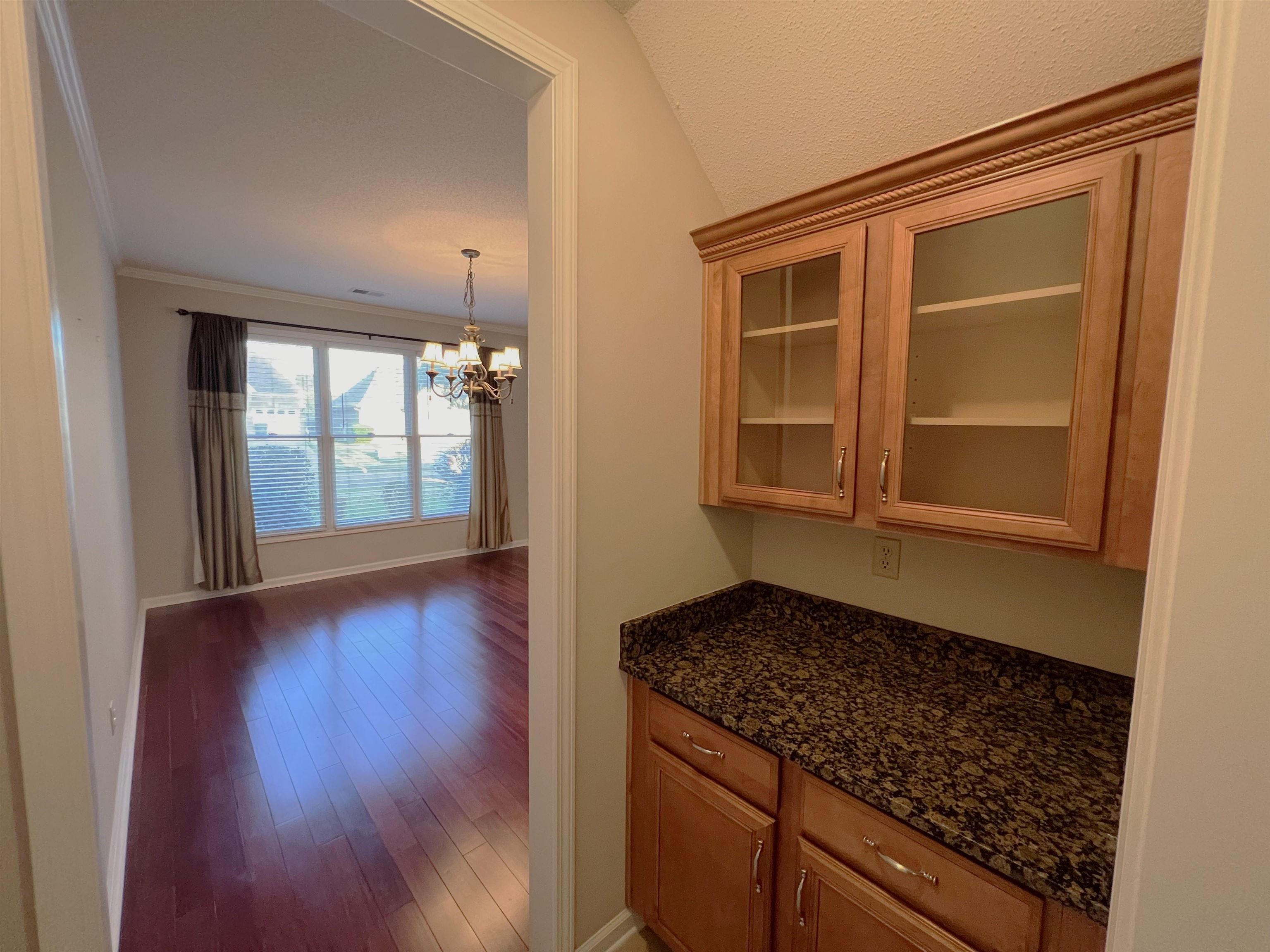 4883 Fox Springs Dr Property Photo 6