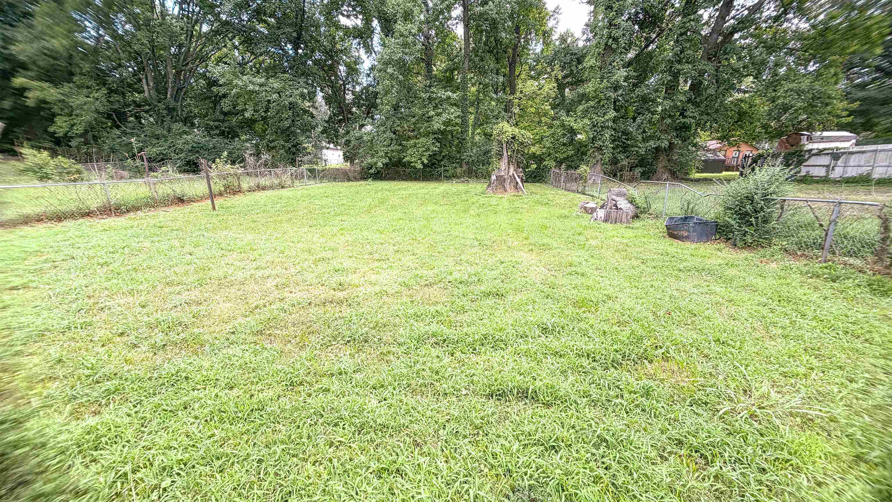 373 Delta Dr Property Photo 2
