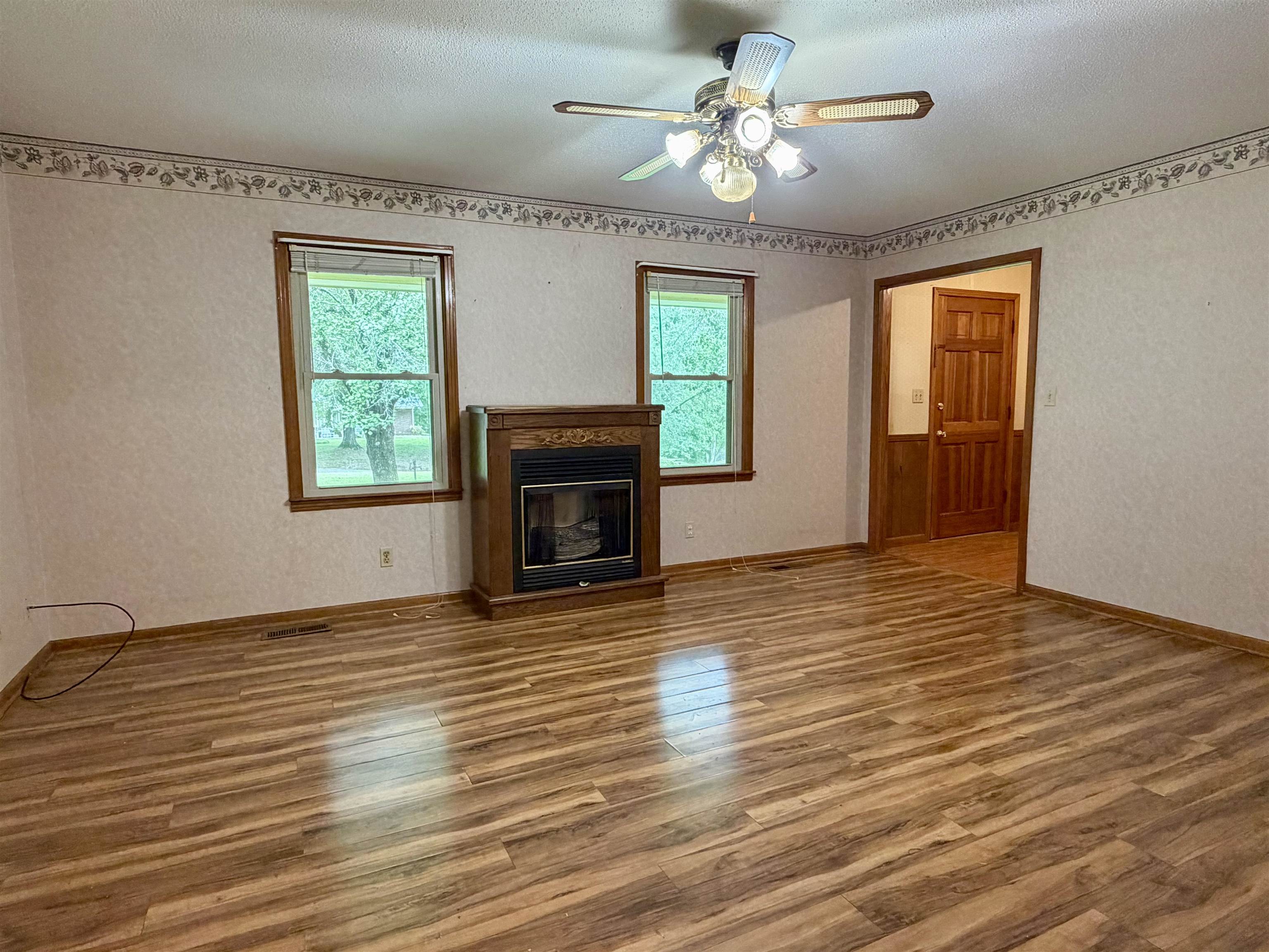 235 Shanna Dr Property Photo 2