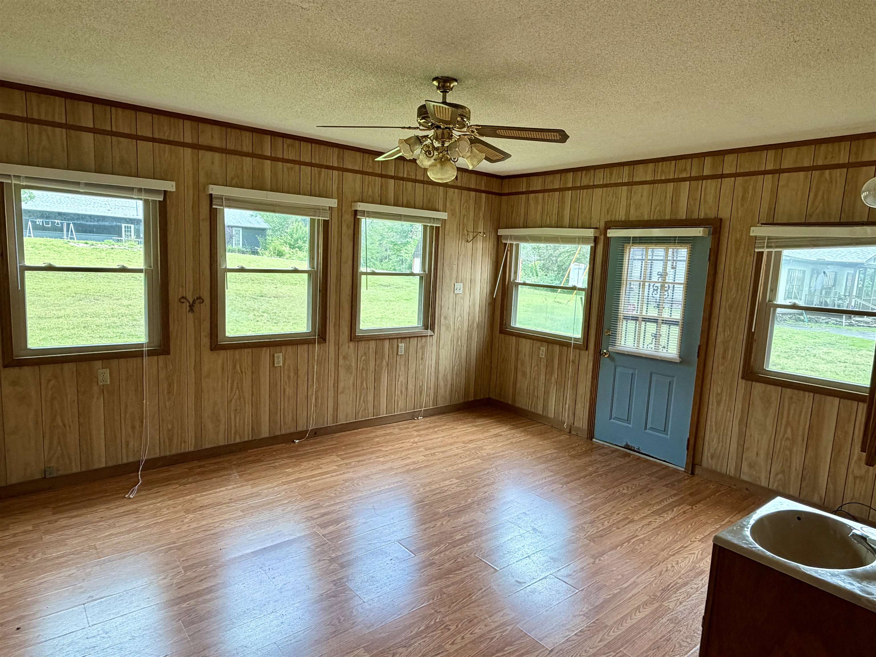 235 Shanna Dr Property Photo 16