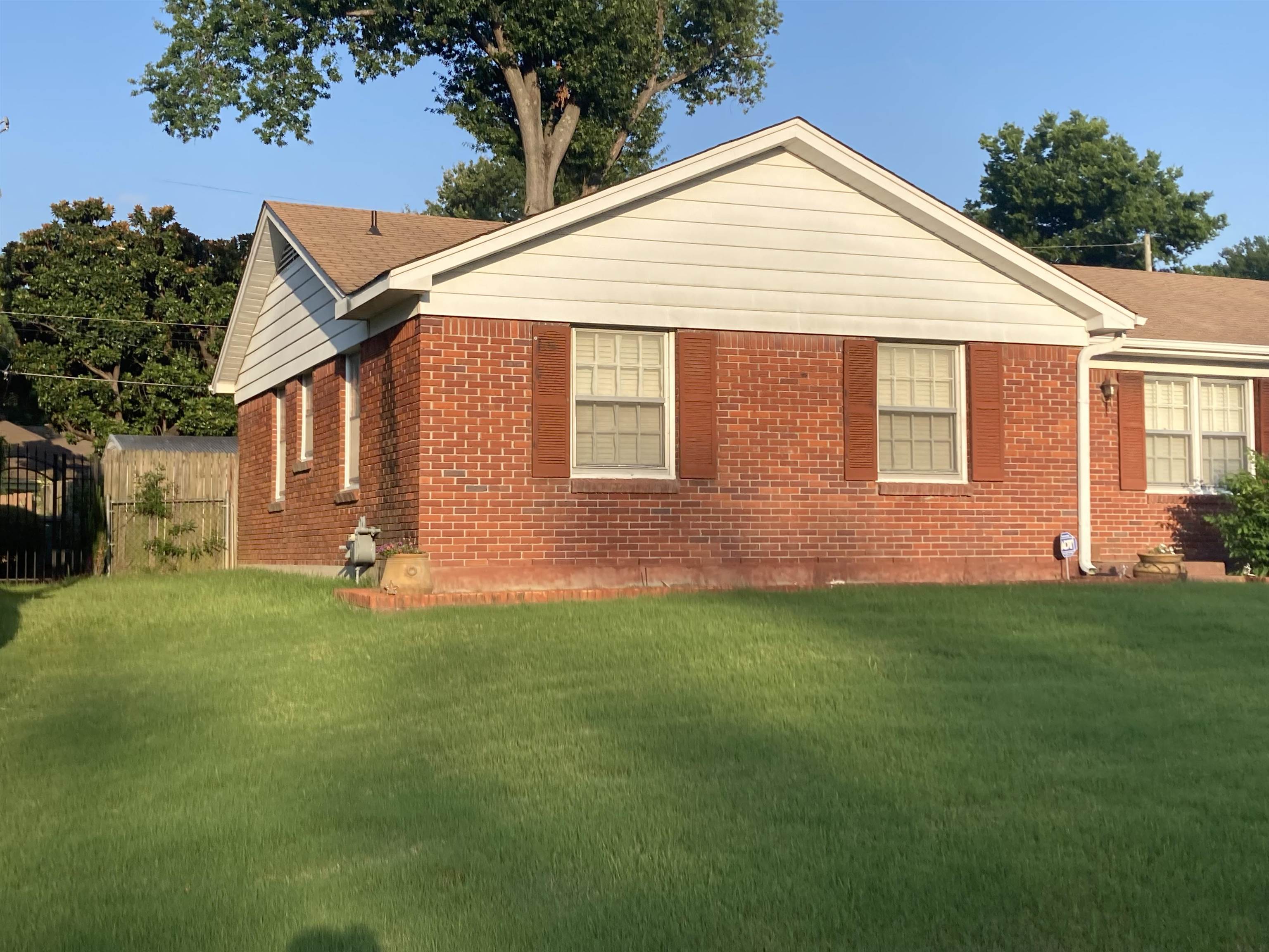 3080 Fairborn Ave Property Photo 2