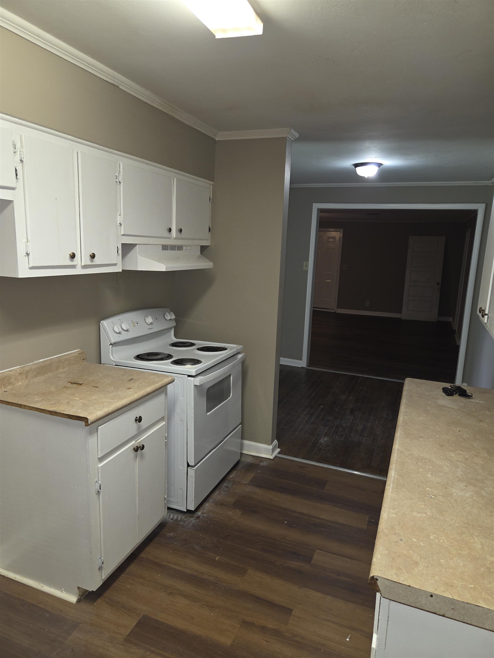 1817 Baldwin Ave Property Photo 5