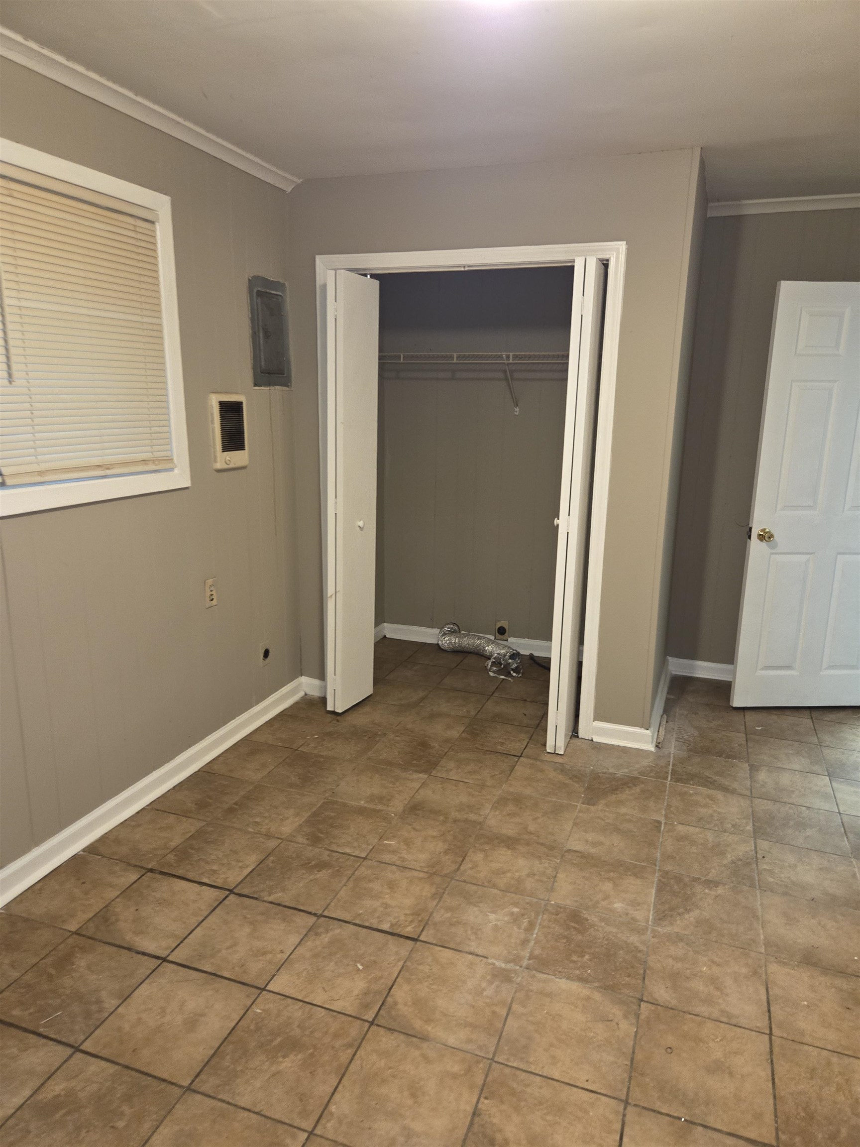 1817 Baldwin Ave Property Photo 13