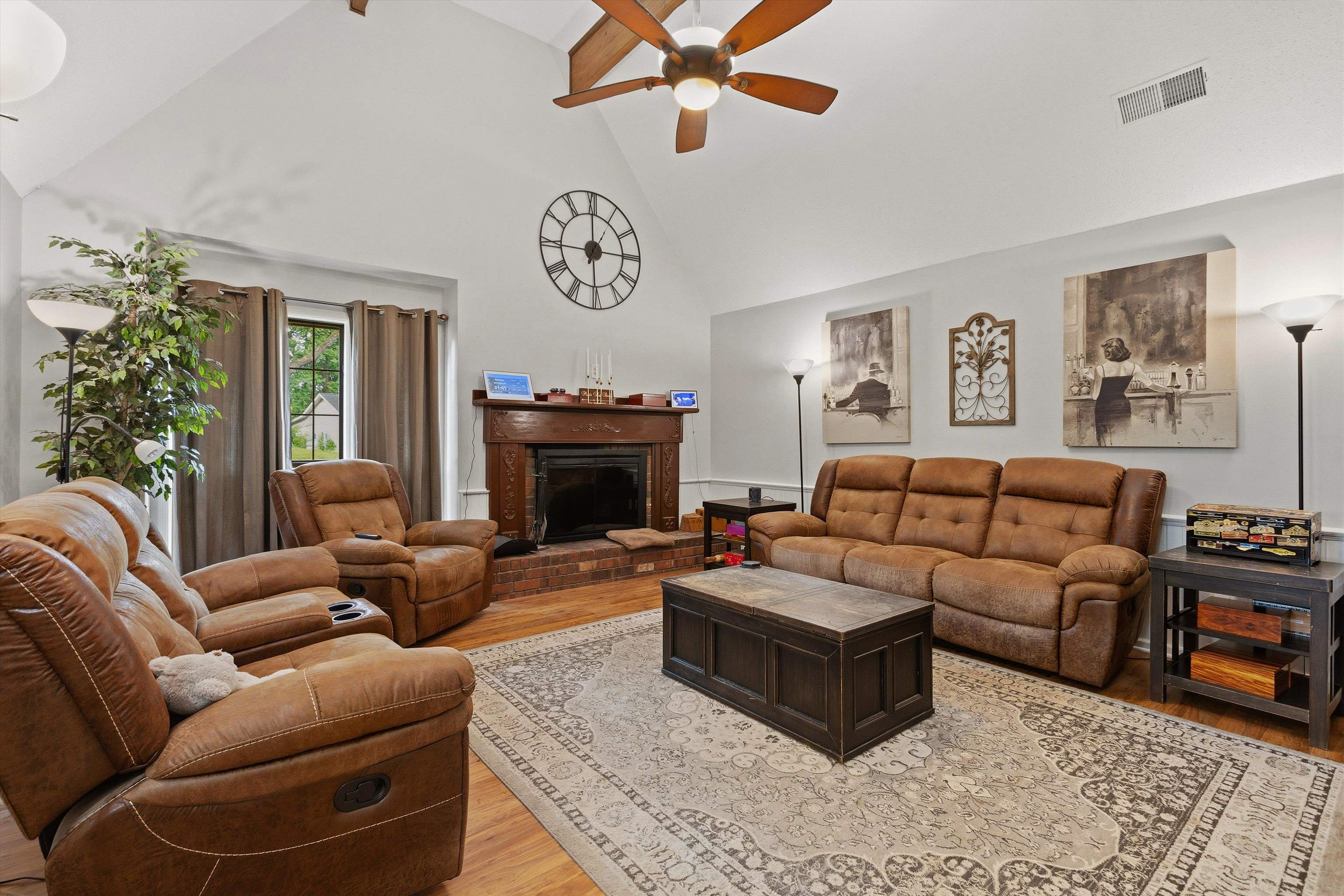 8274 Chippingham Dr Property Photo 13