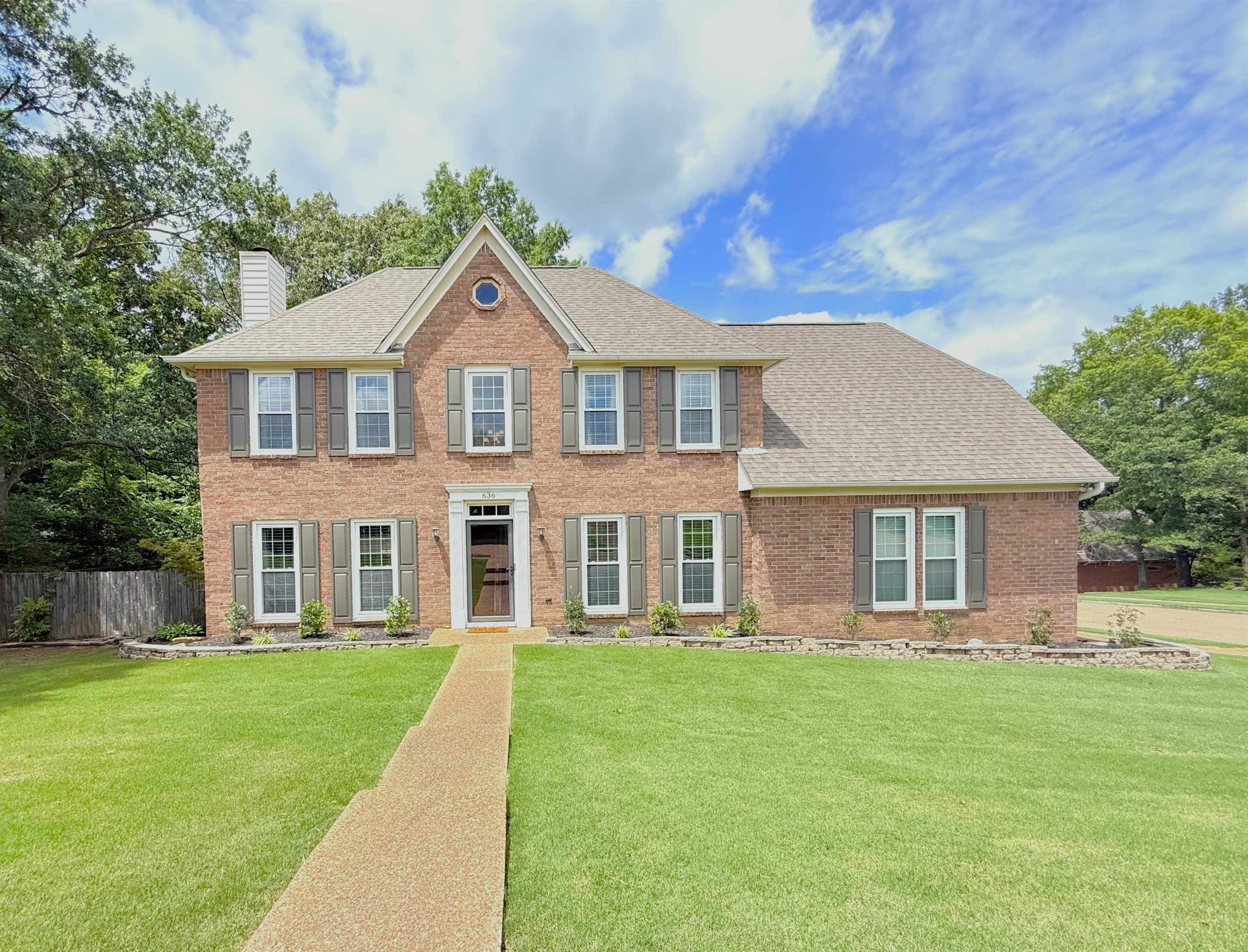 636 Sydney Bender Ln Property Photo 1