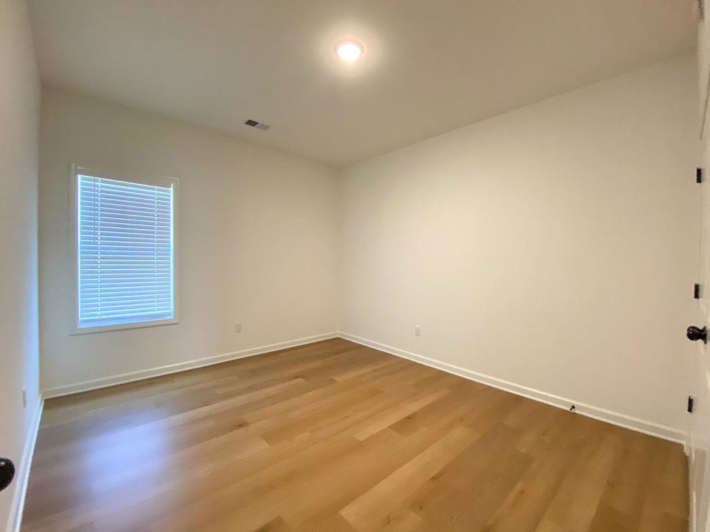 67 Oak Ave Property Photo 11
