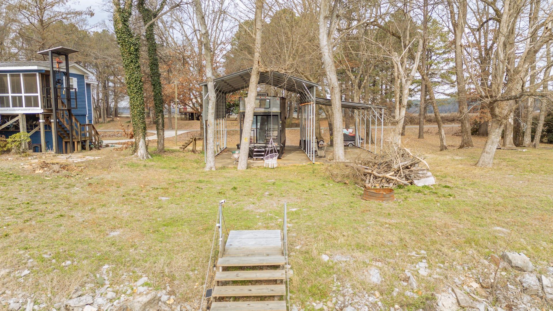 125 Arnold Ln Property Photo 13