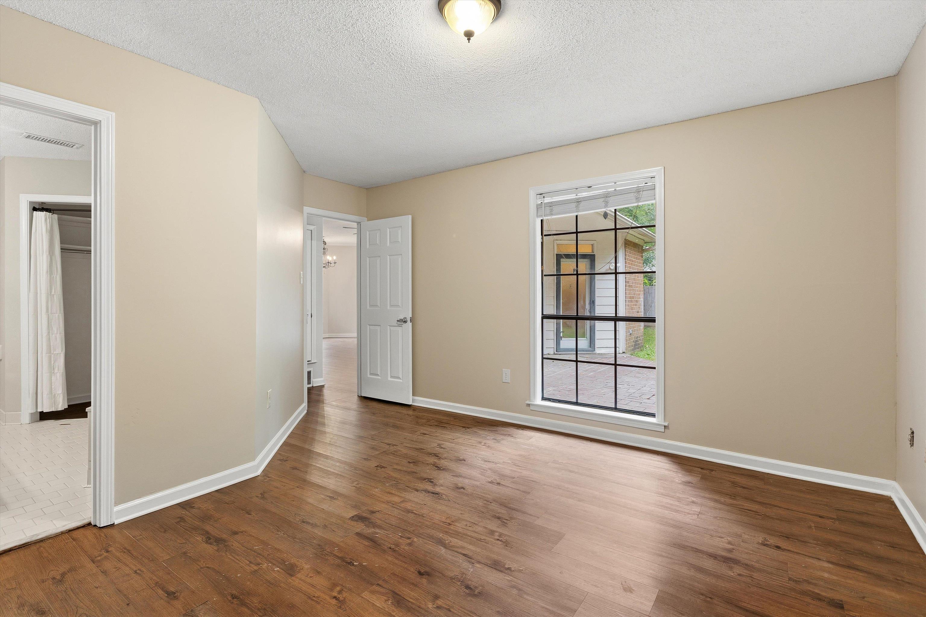 6692 Millers Pond Cir Property Photo 15