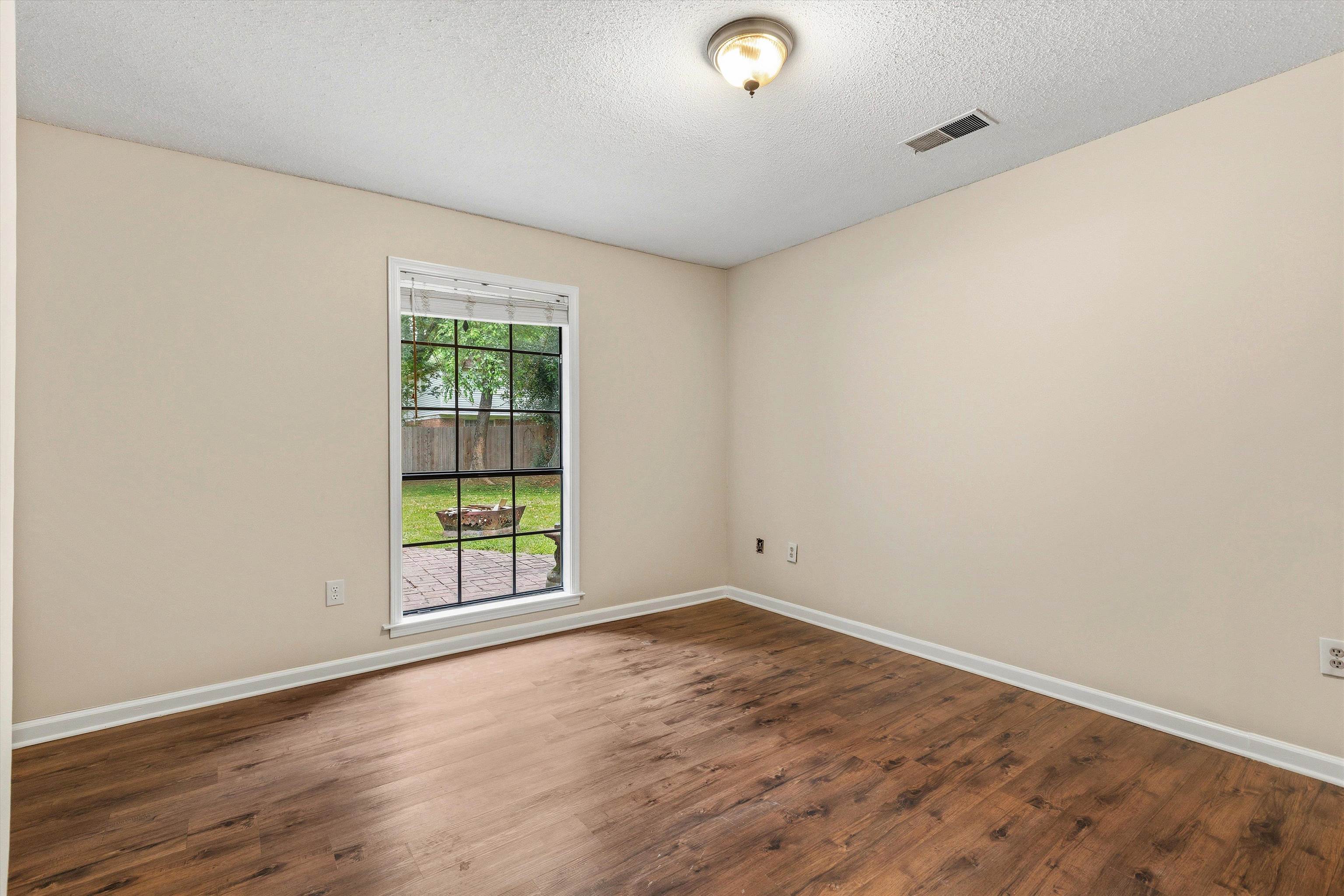 6692 Millers Pond Cir Property Photo 16