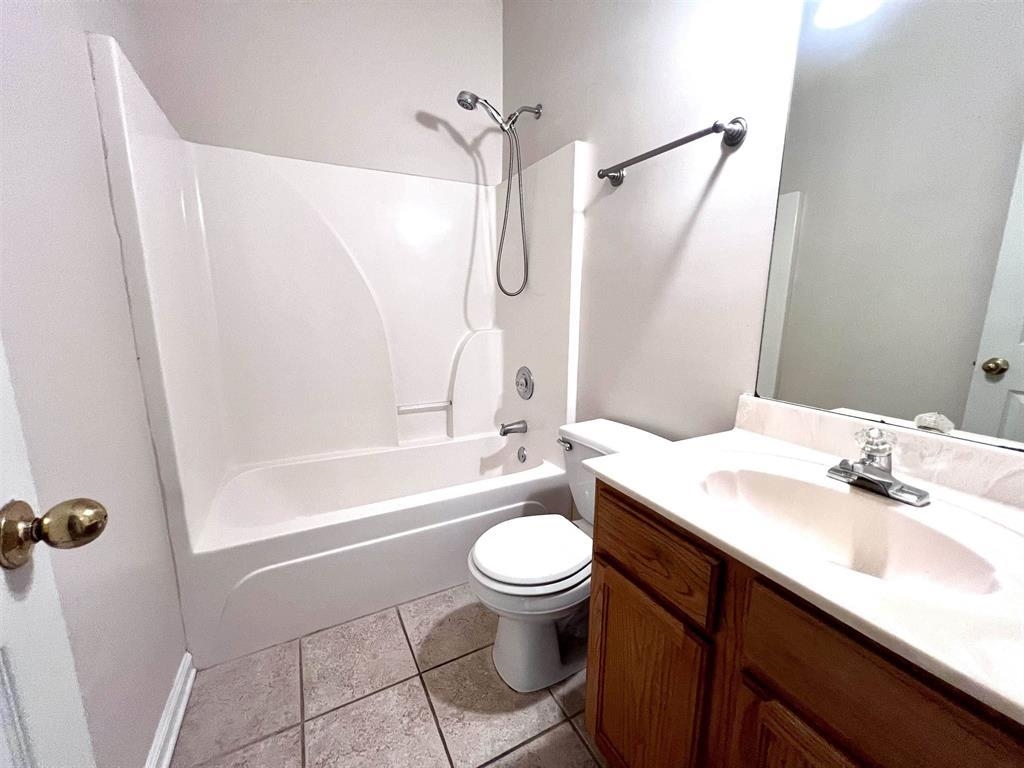 1175 Harbor River Dr Property Photo 10