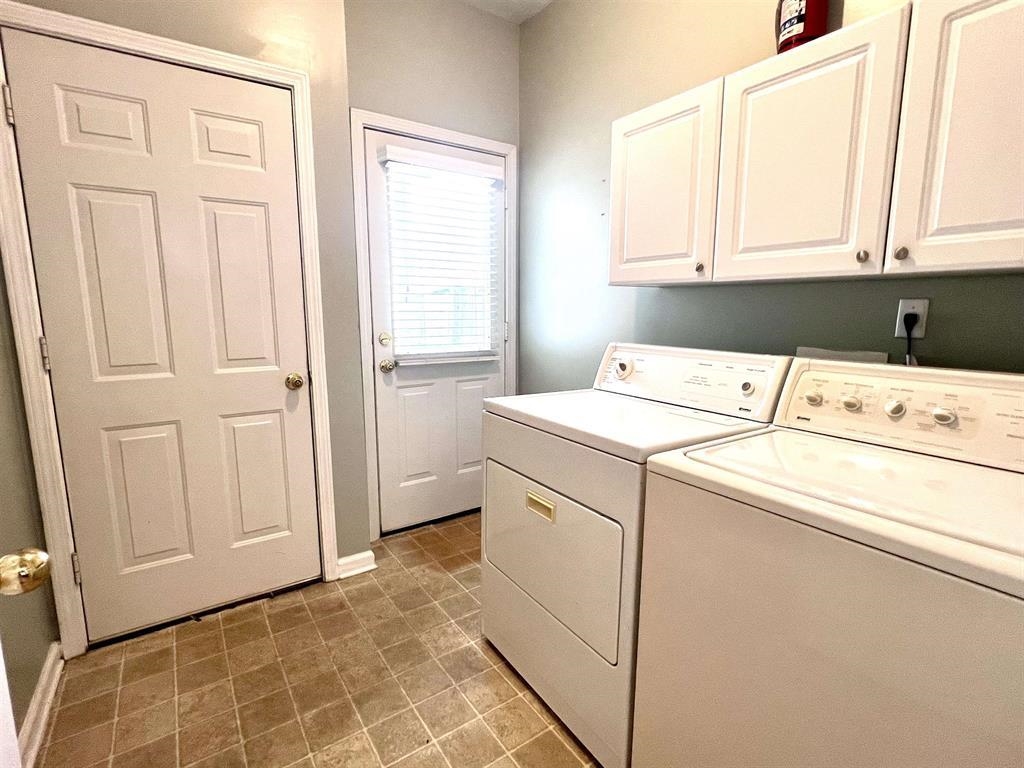 1175 Harbor River Dr Property Photo 12