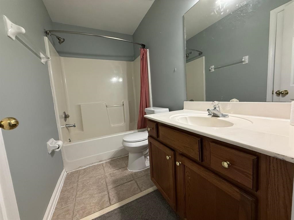 1173 E Island Pl E Property Photo 14