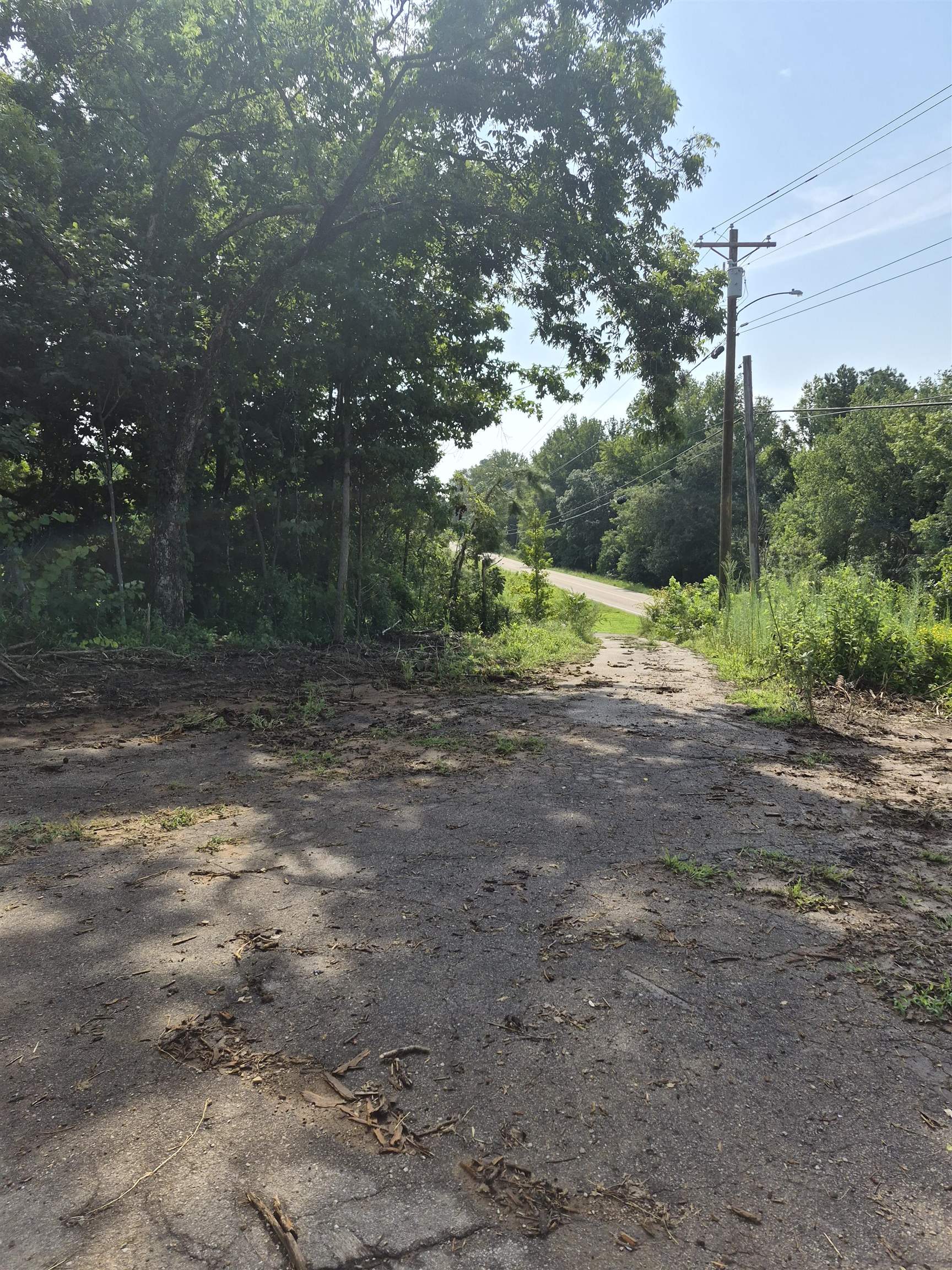 414 57 Hwy E Property Photo 10
