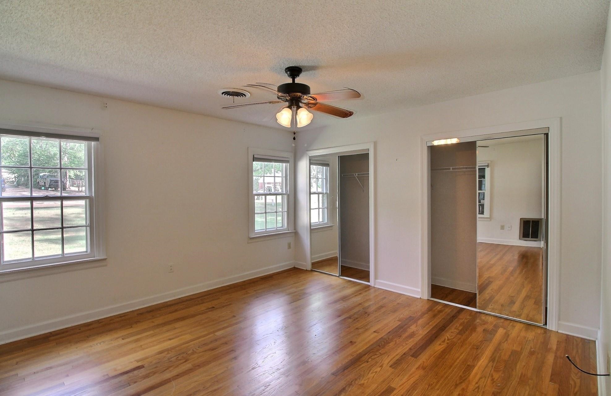 487 S Center St Property Photo 13