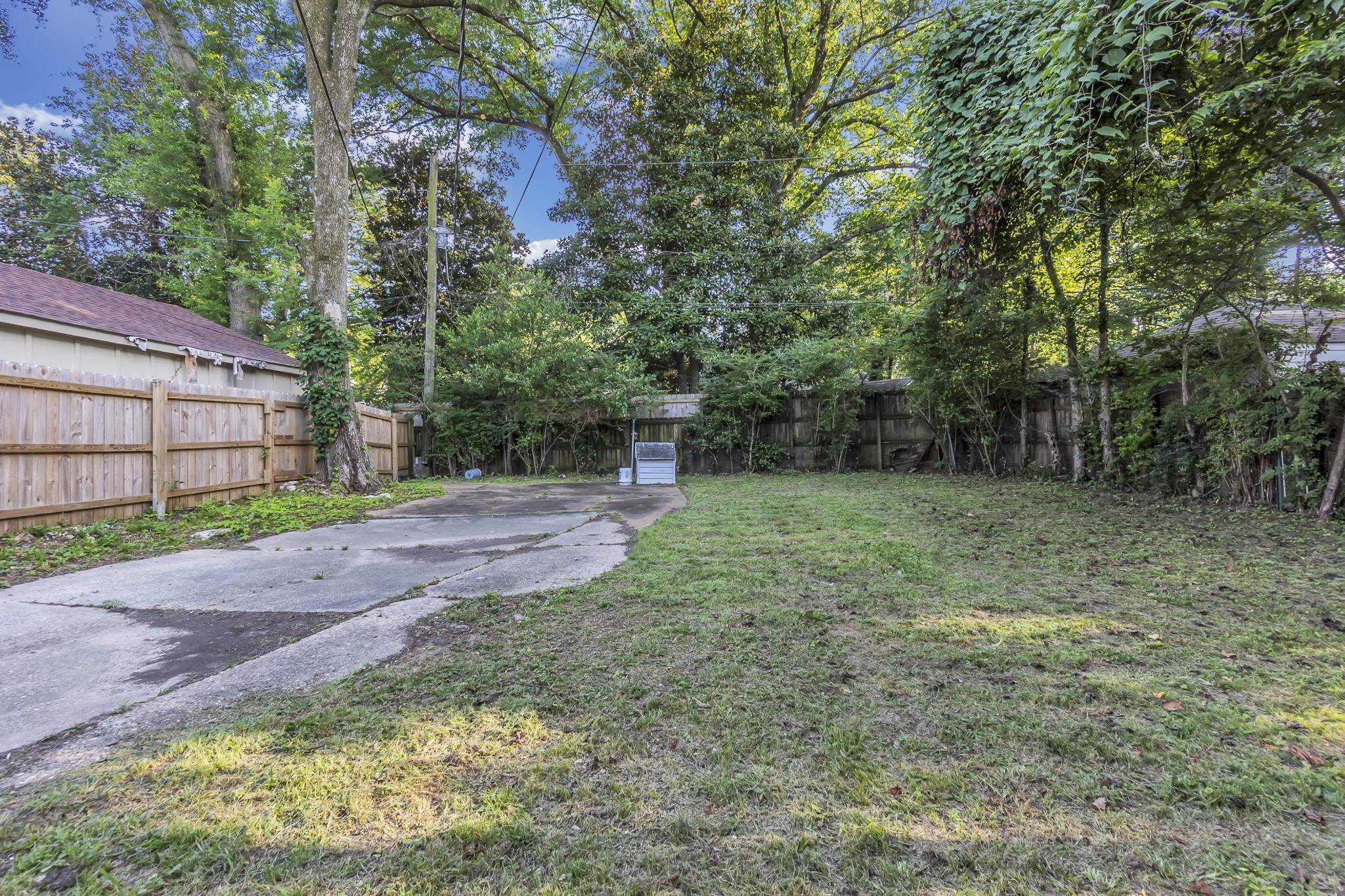 2259 Jackson Ave Property Photo 21