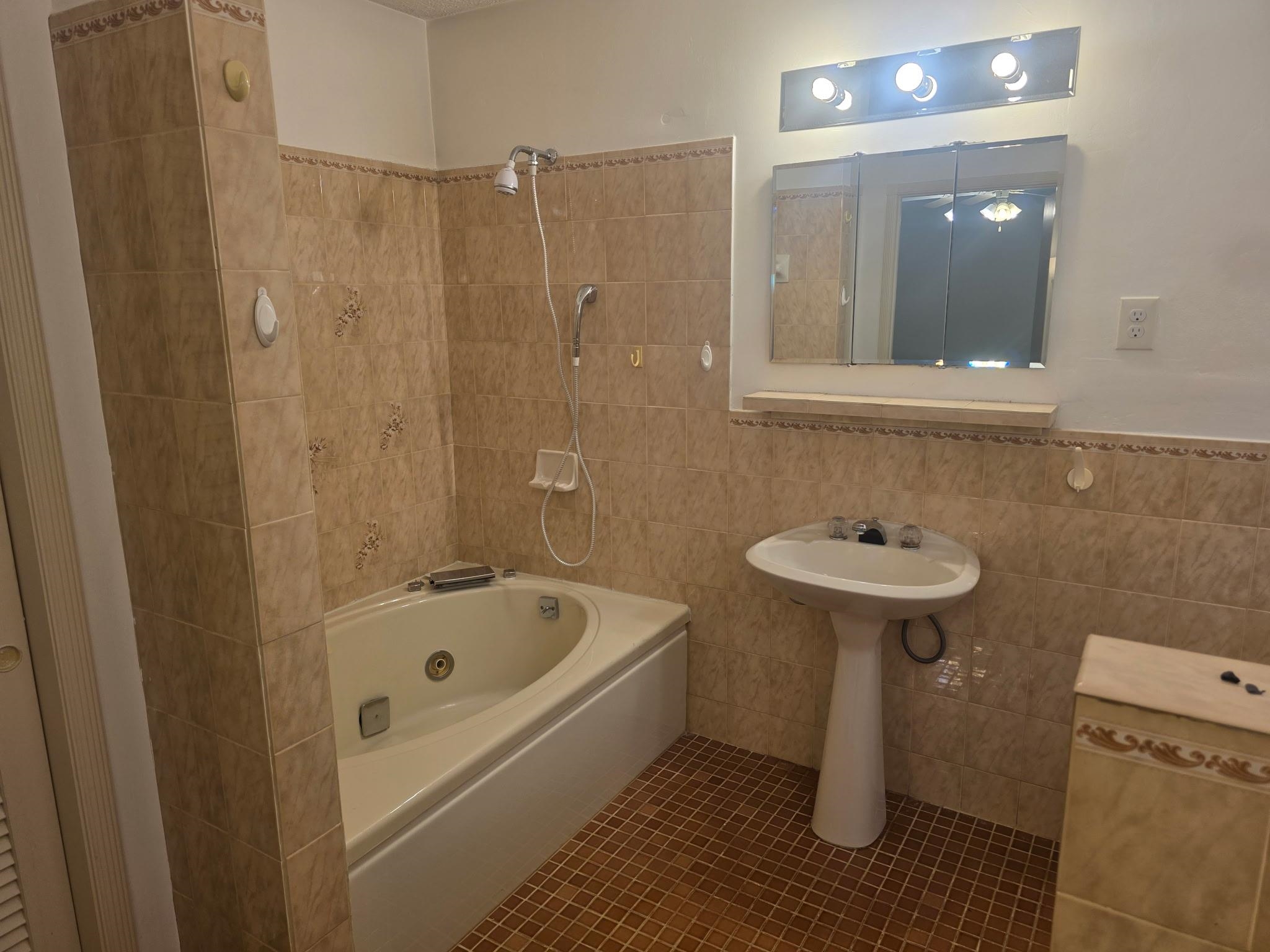 3010 Magevney Dr Property Photo 22