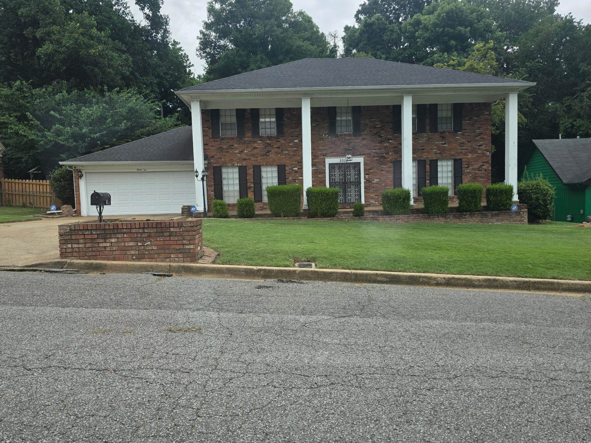 3010 Magevney Dr Property Photo 30