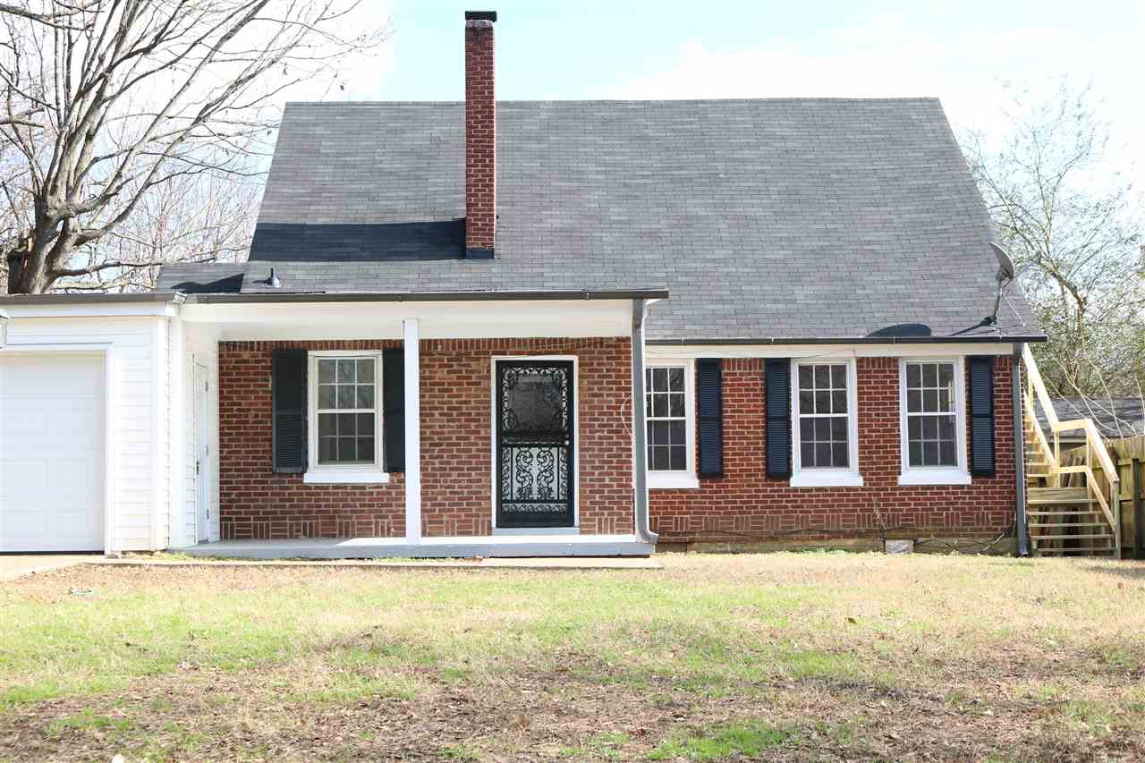 1716 Combs St B Property Photo 2