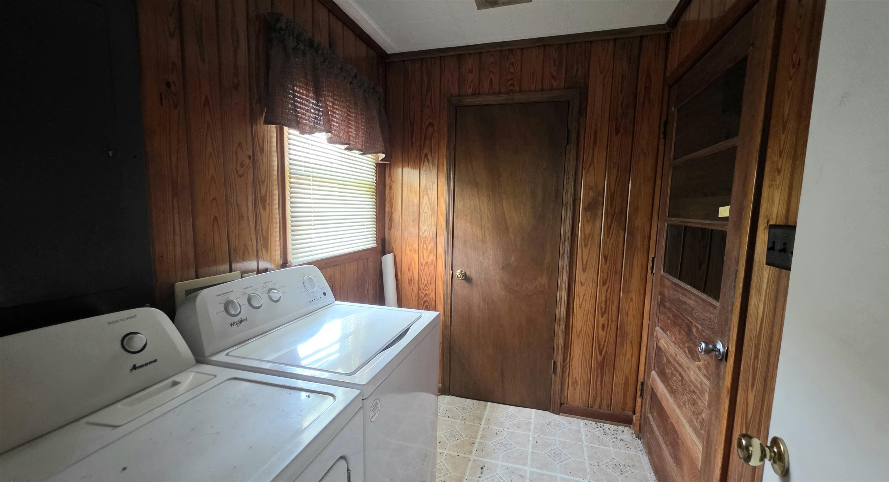 204 Lick Creek Rd Property Photo 12