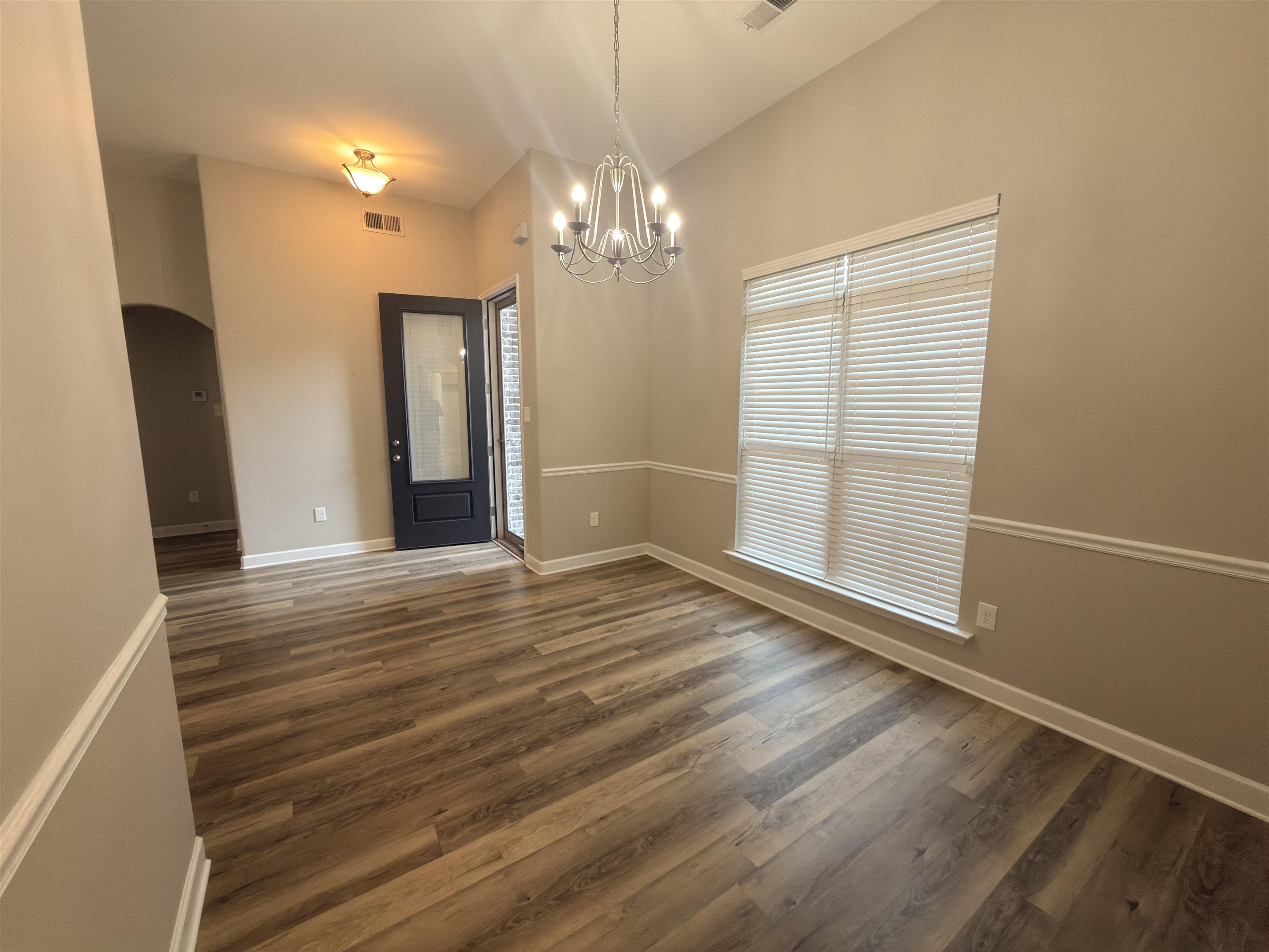 140 Breezy Loop E Property Photo 5